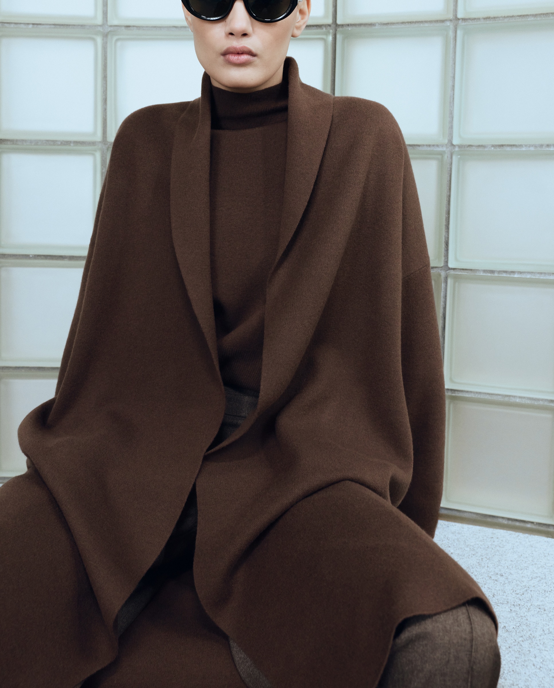 Sobretudo de Tricot com Gola de Lapela Castanho-3