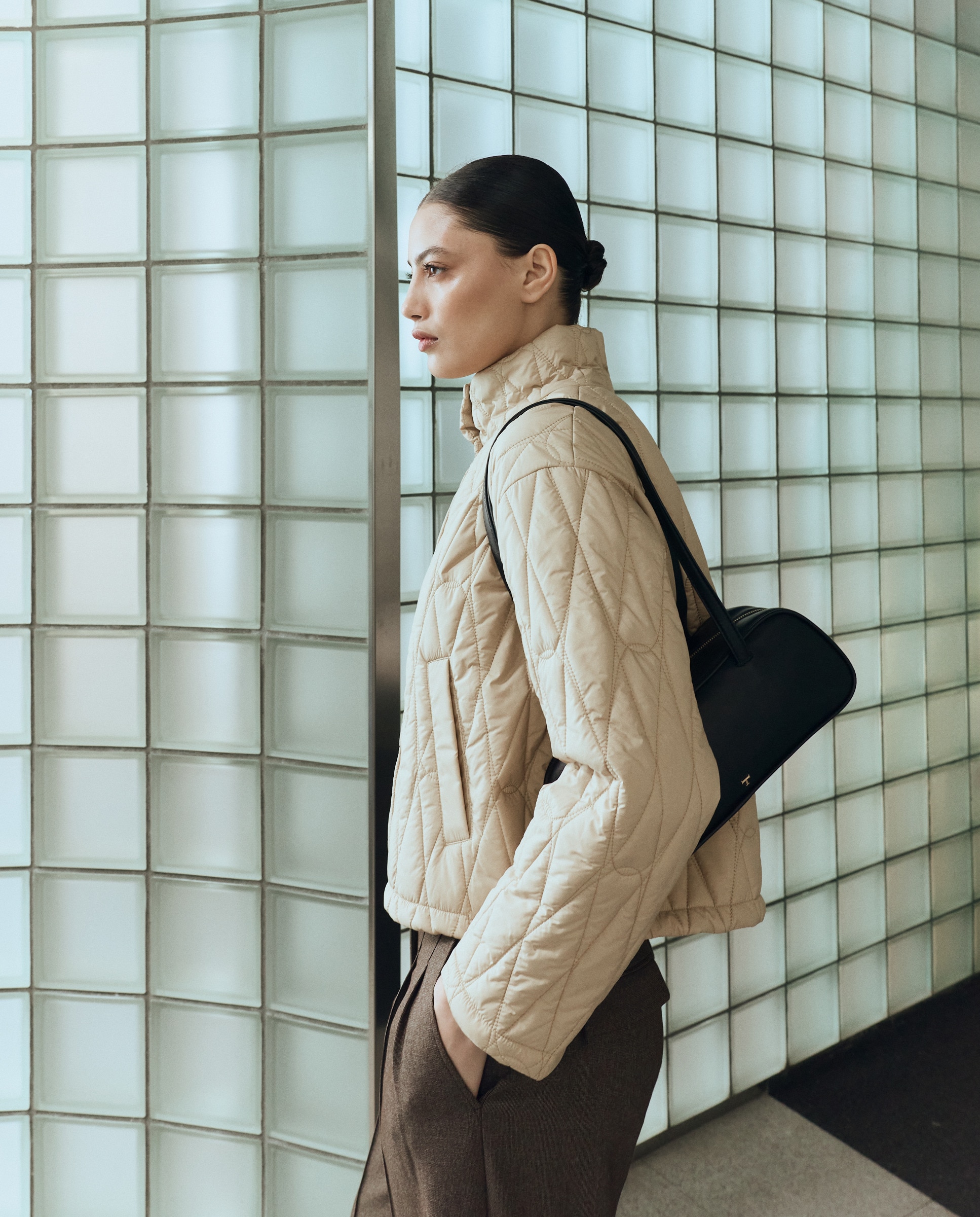 Casacão Acolchoado Ligeiro Curto 120 Cru-2