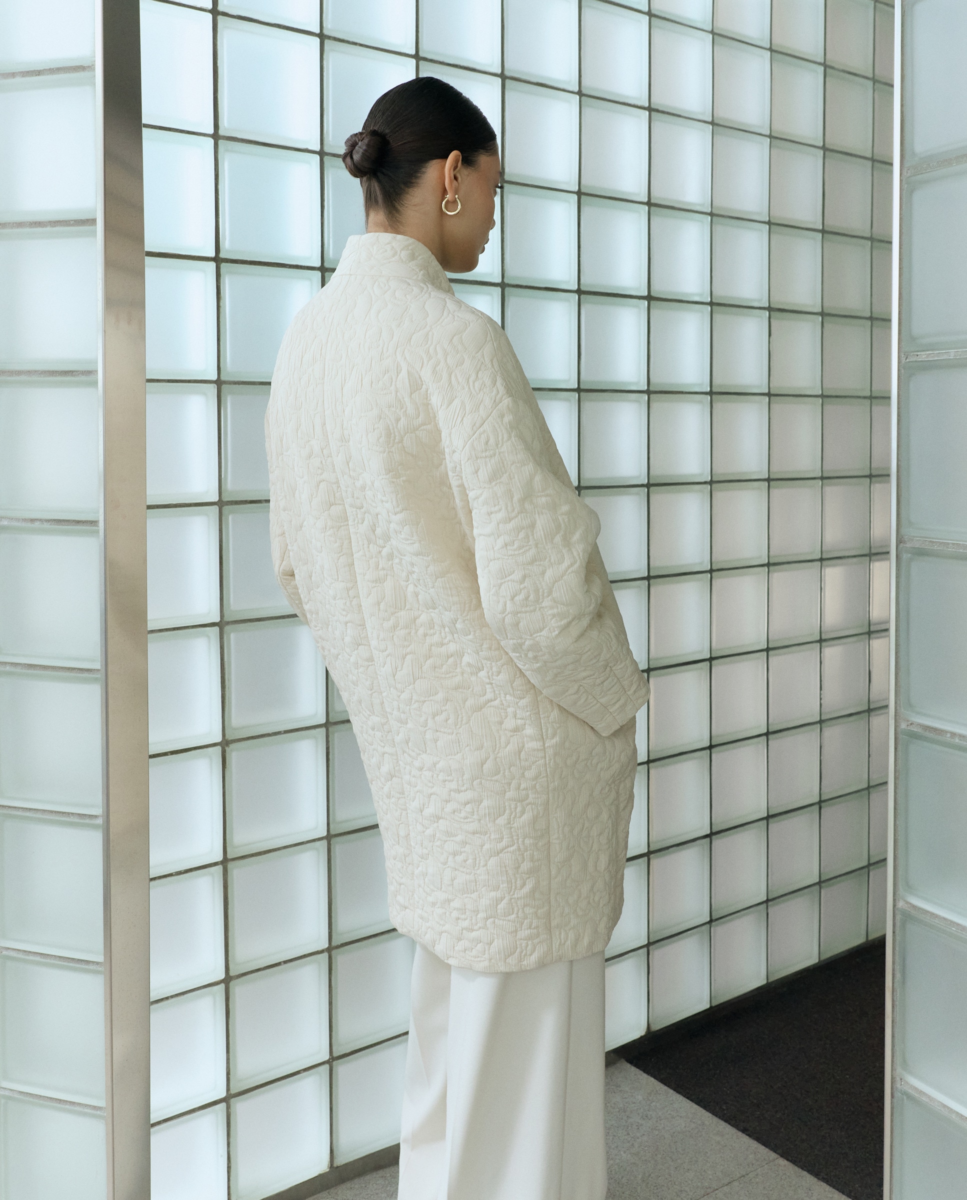 Casacão Acolchoado Ligeiro e Comprido 120 Cru-3