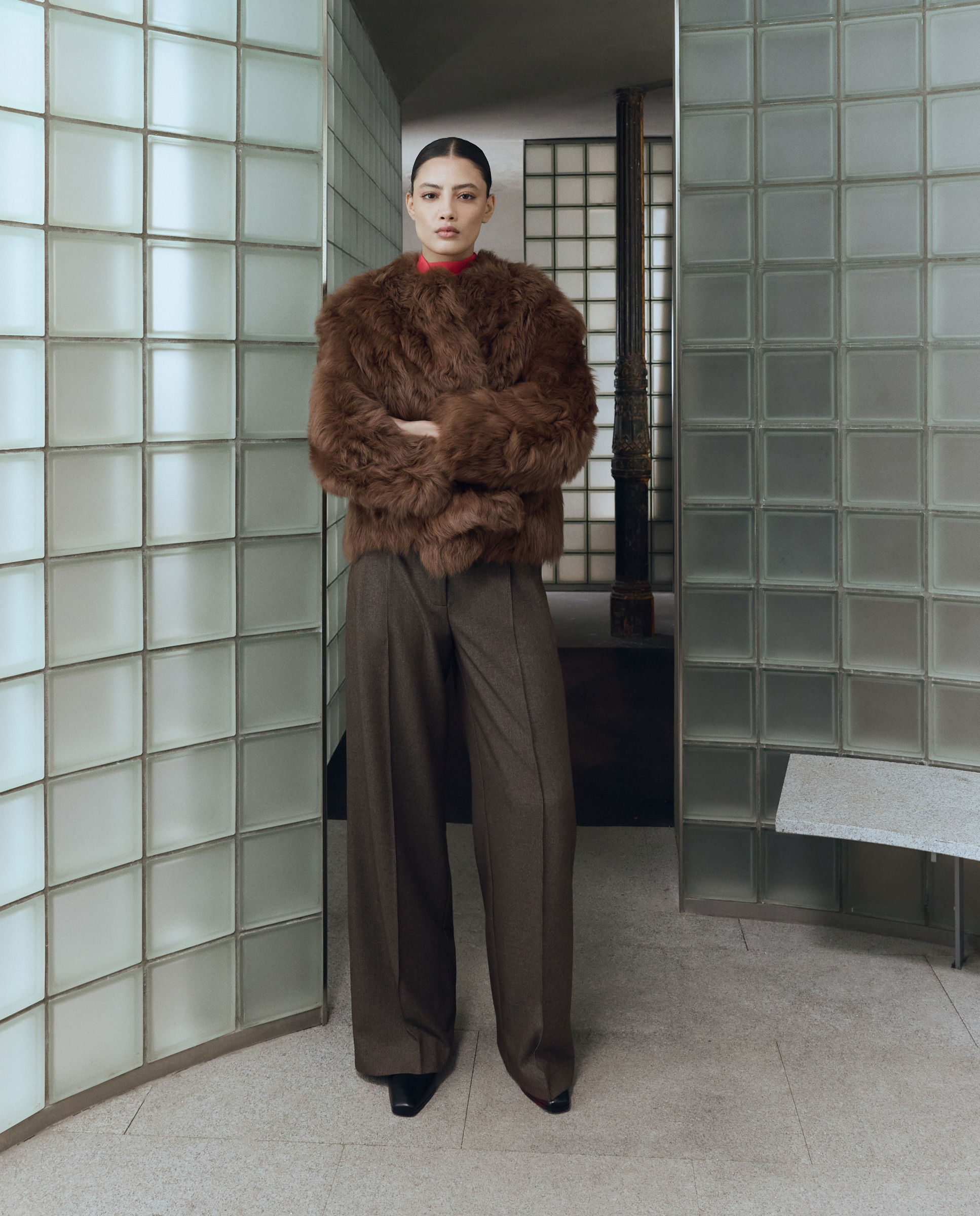 Casacão Comprido com Pelo de Cordeiro Castanho-1