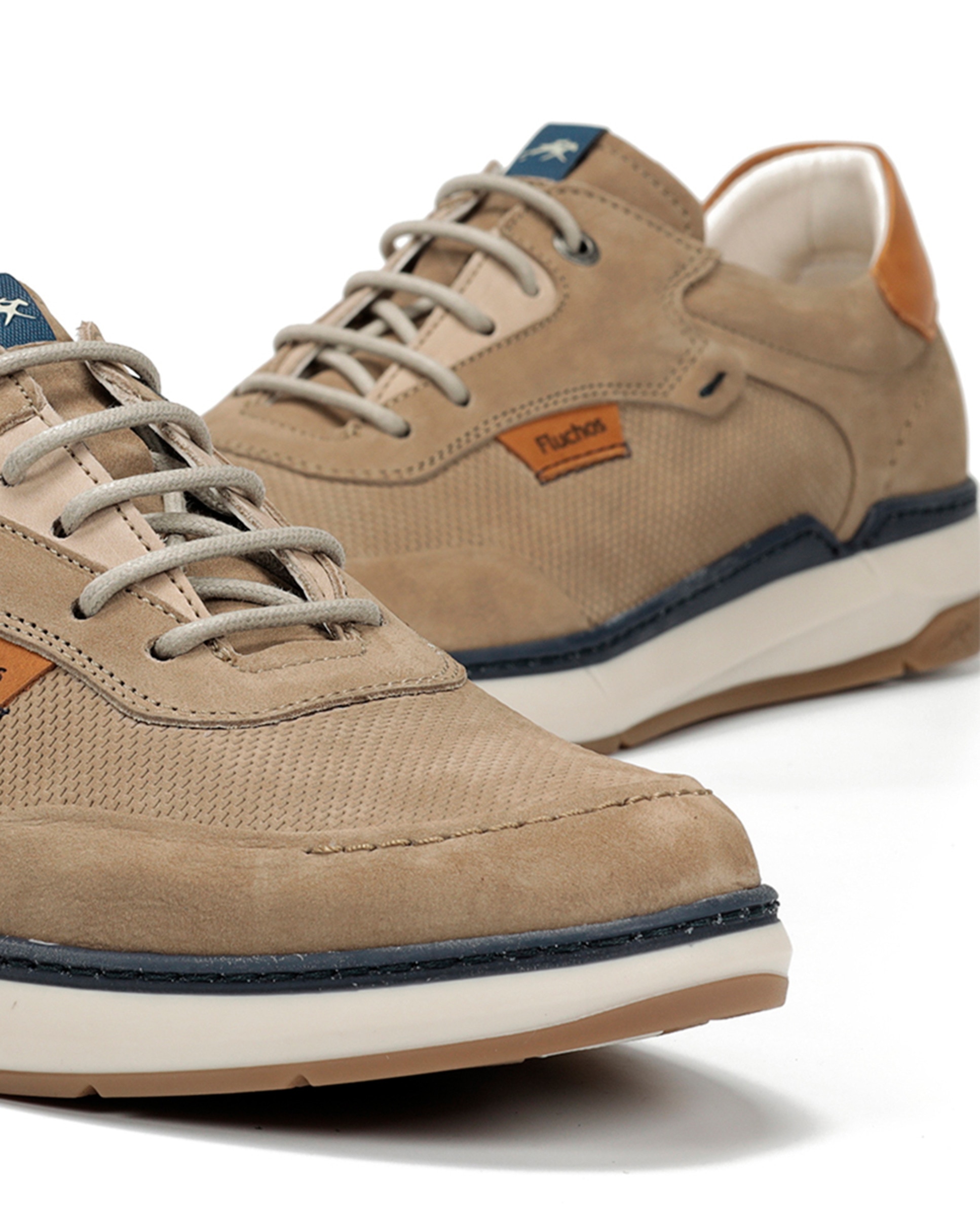 Sapatos em Pele com Atacadores Natural-7