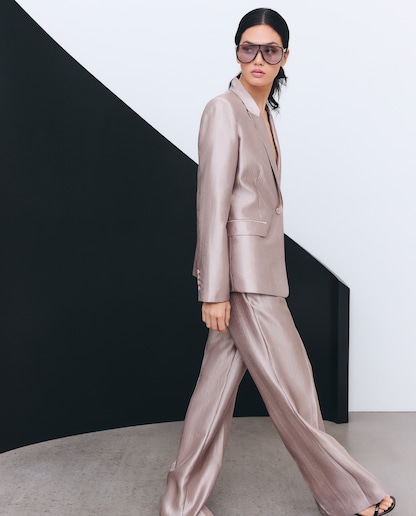 Imagen 0 de Blazer de mujer laminado