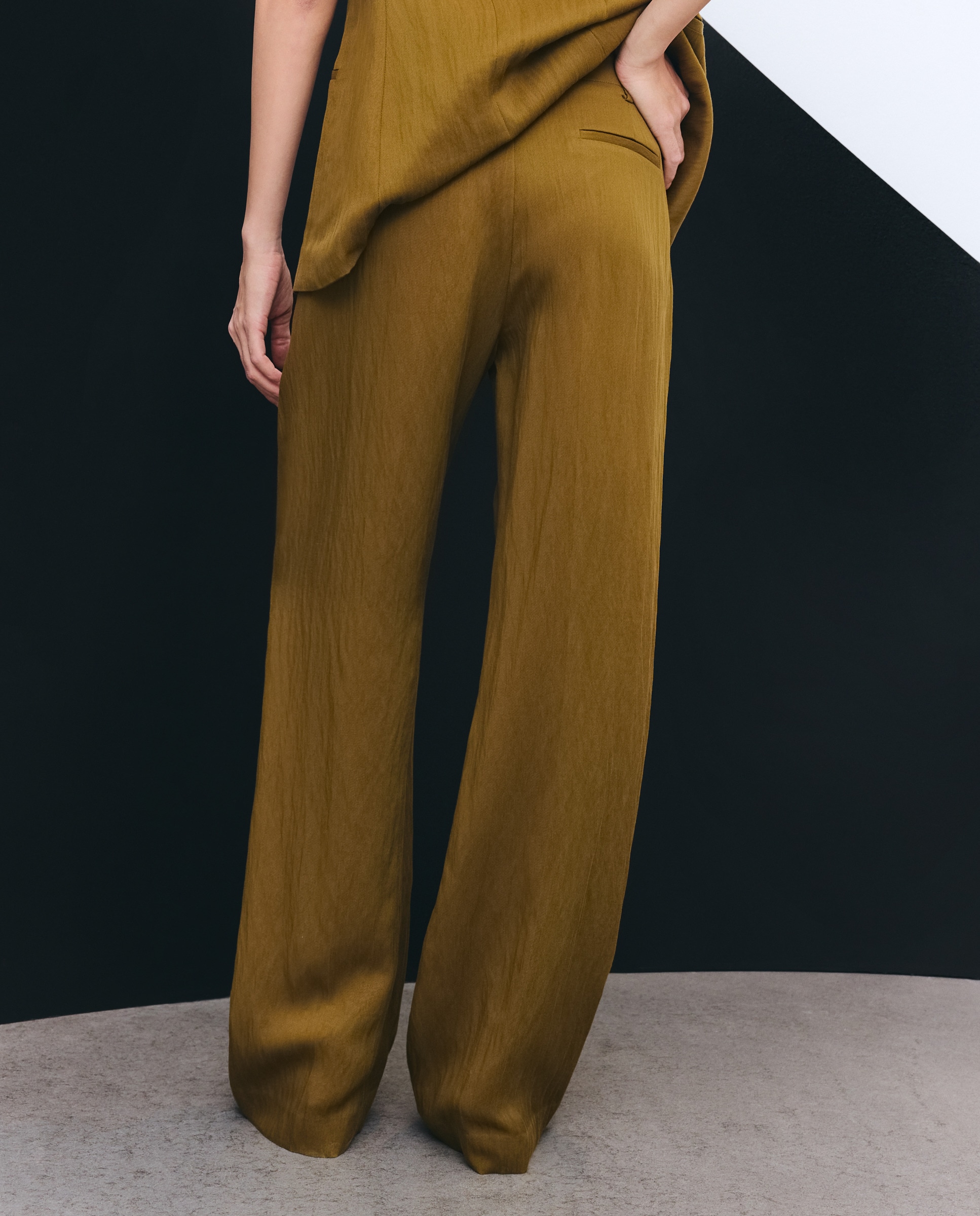 Calças de Fato Lisas 560 Azeitona-3