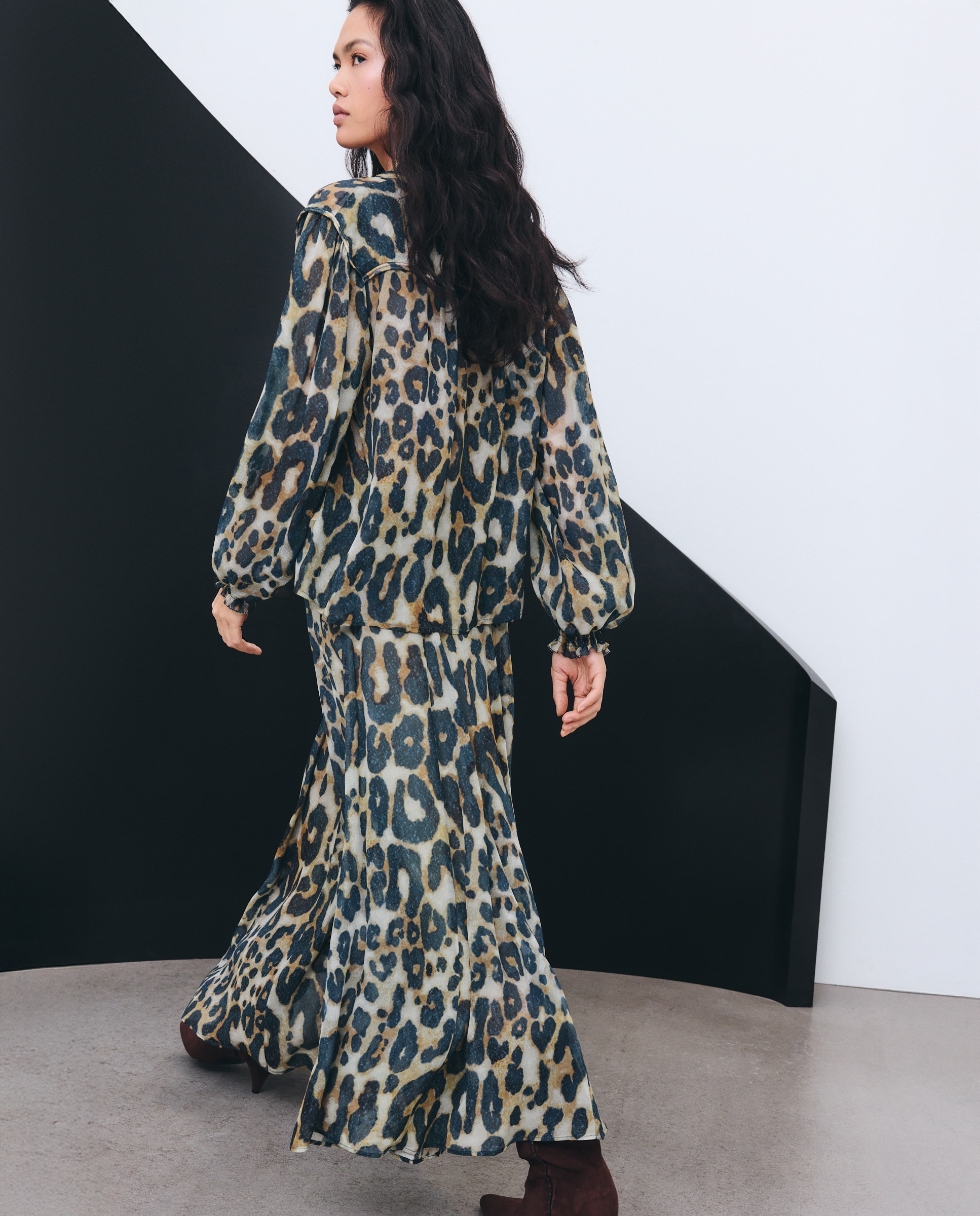 Blusa com Animal Print Castanho-3