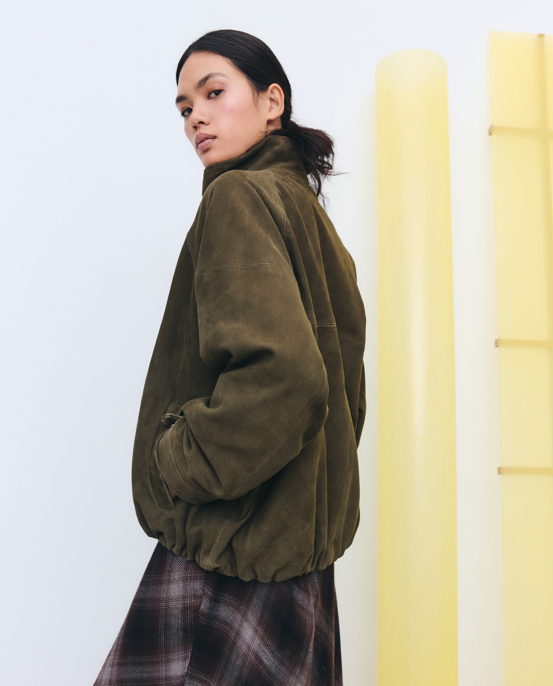 Blusão Bomber de Camurça com Manga em Balão 520 Caqui-2