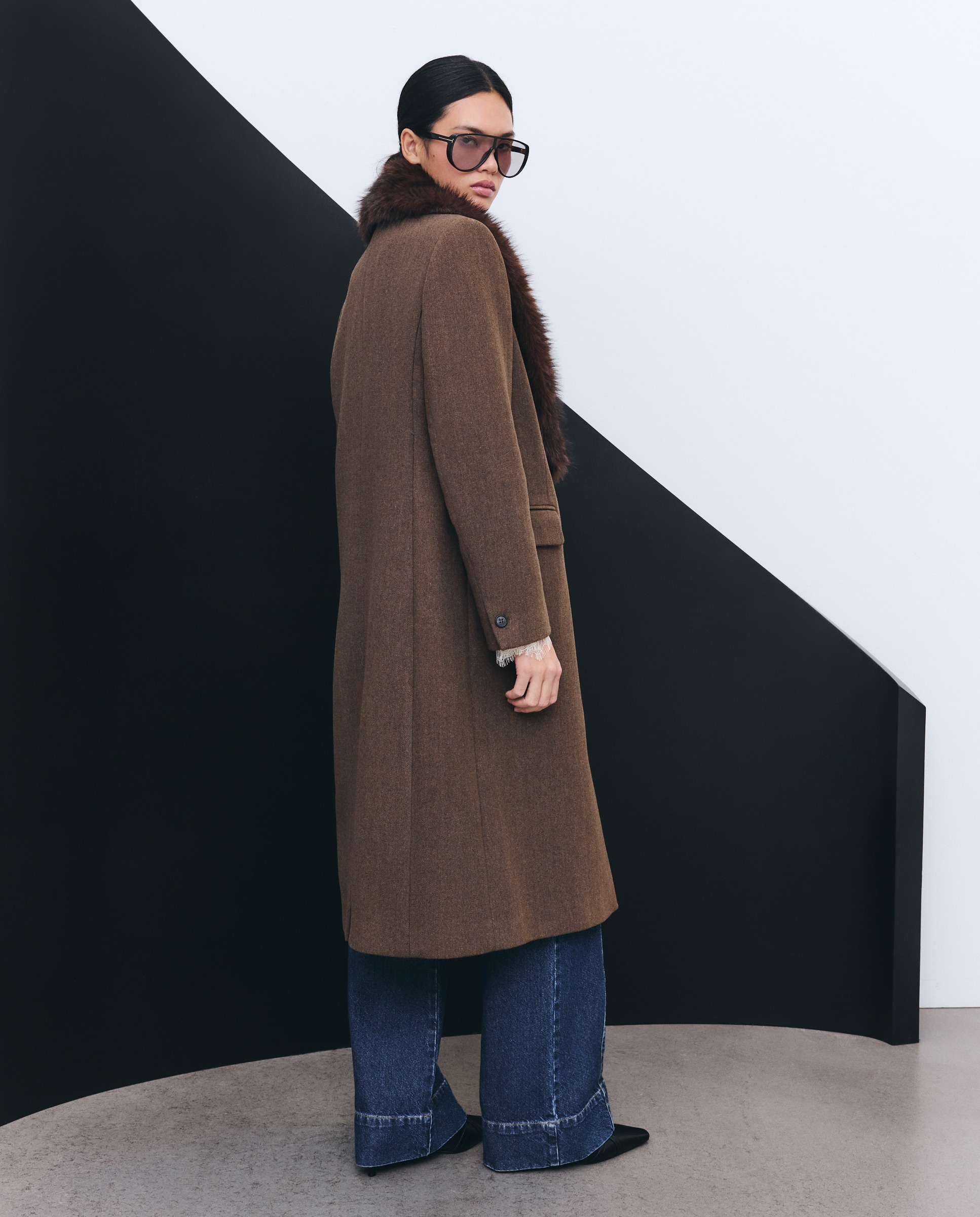 Sobretudo com Gola de Pelo Visom-Escuro-3