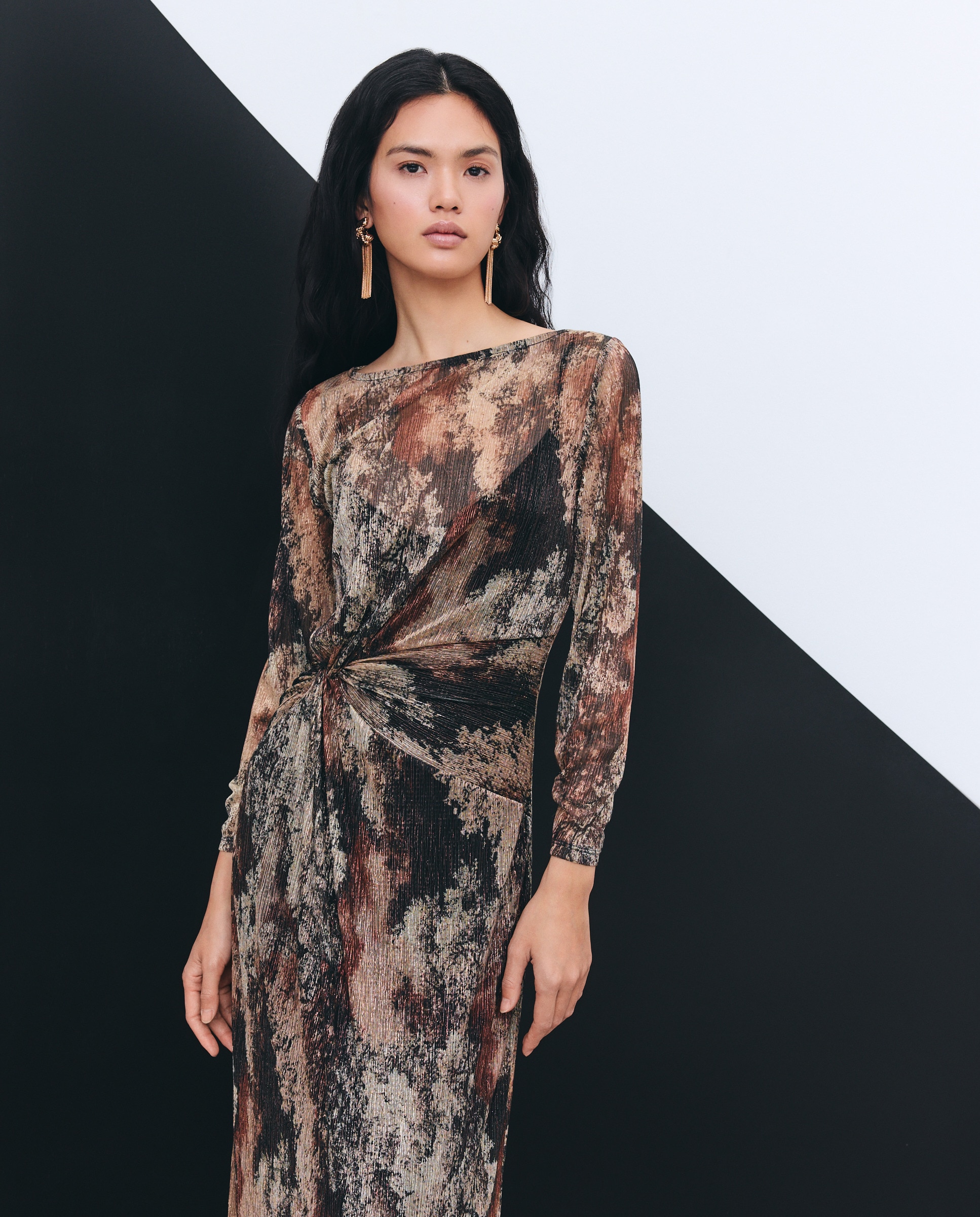 Vestido com Nó de Fio Metalizado Castanho-1
