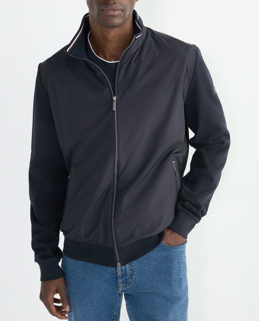 Imagen 0 de Cazadora combinada para hombre con bolsillos inclinados