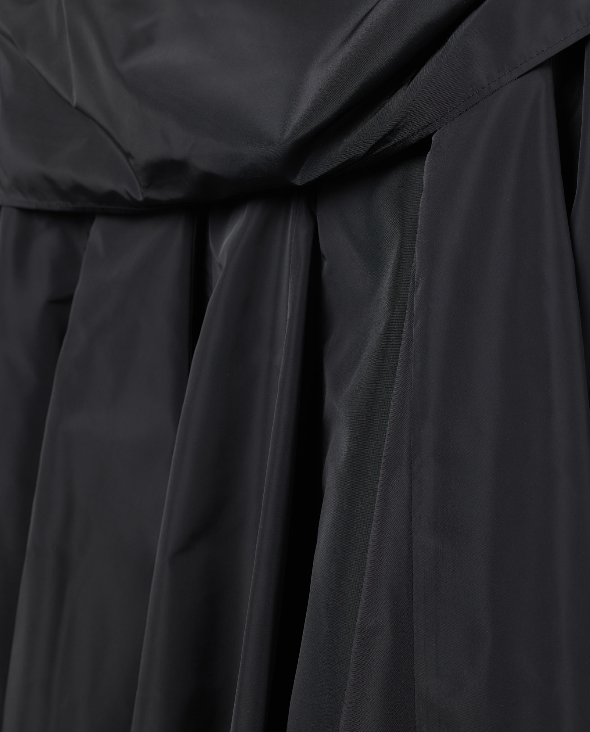 Saia Comprida Rodada Preto-5