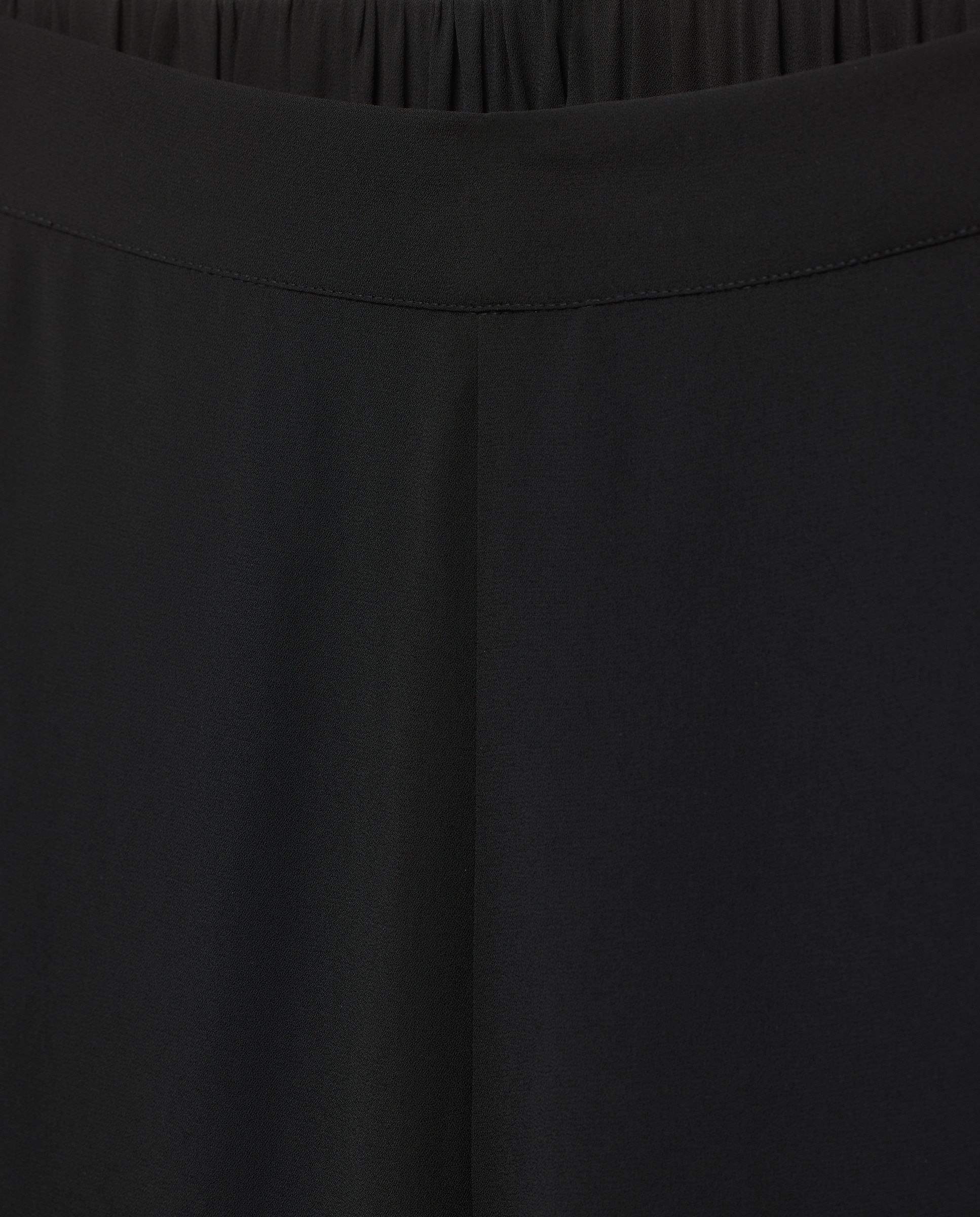 Calças Fluidas de Chiffon Preto-5
