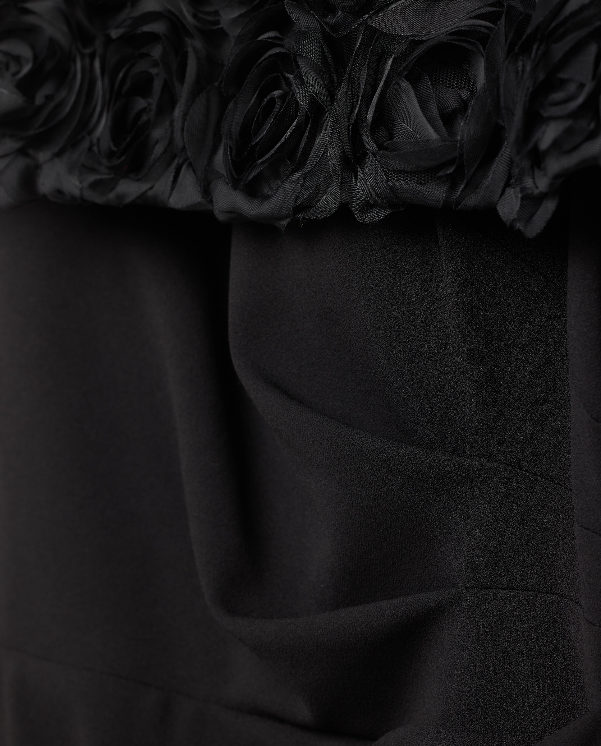 Vestido Comprido com Estampado Floral e Decote em Barra Preto-5