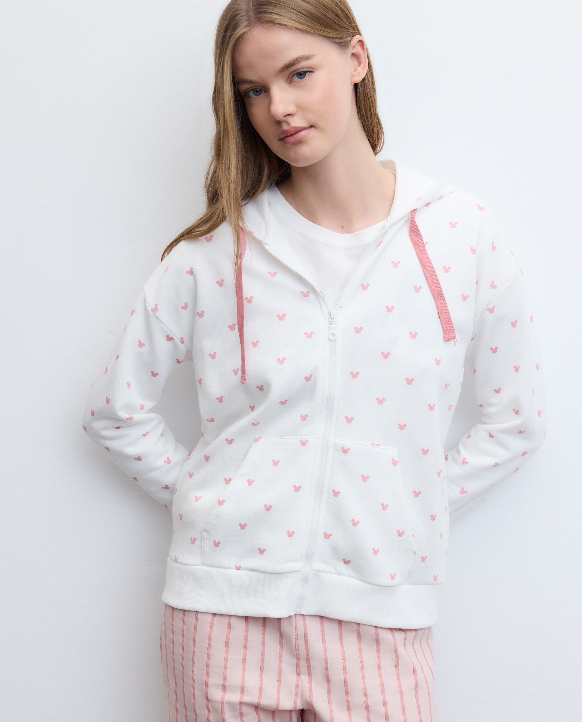 Sweatshirt Mickey Cabeças Branco-marfim-1