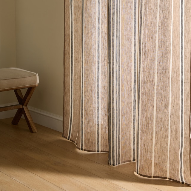 Imagen 0 de Visillo confeccionado con sistema multiusos Byron