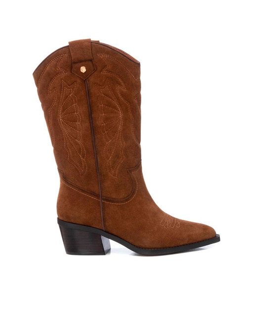 Imagen 0 de Bota de mujer de serraje con bordado cowboy