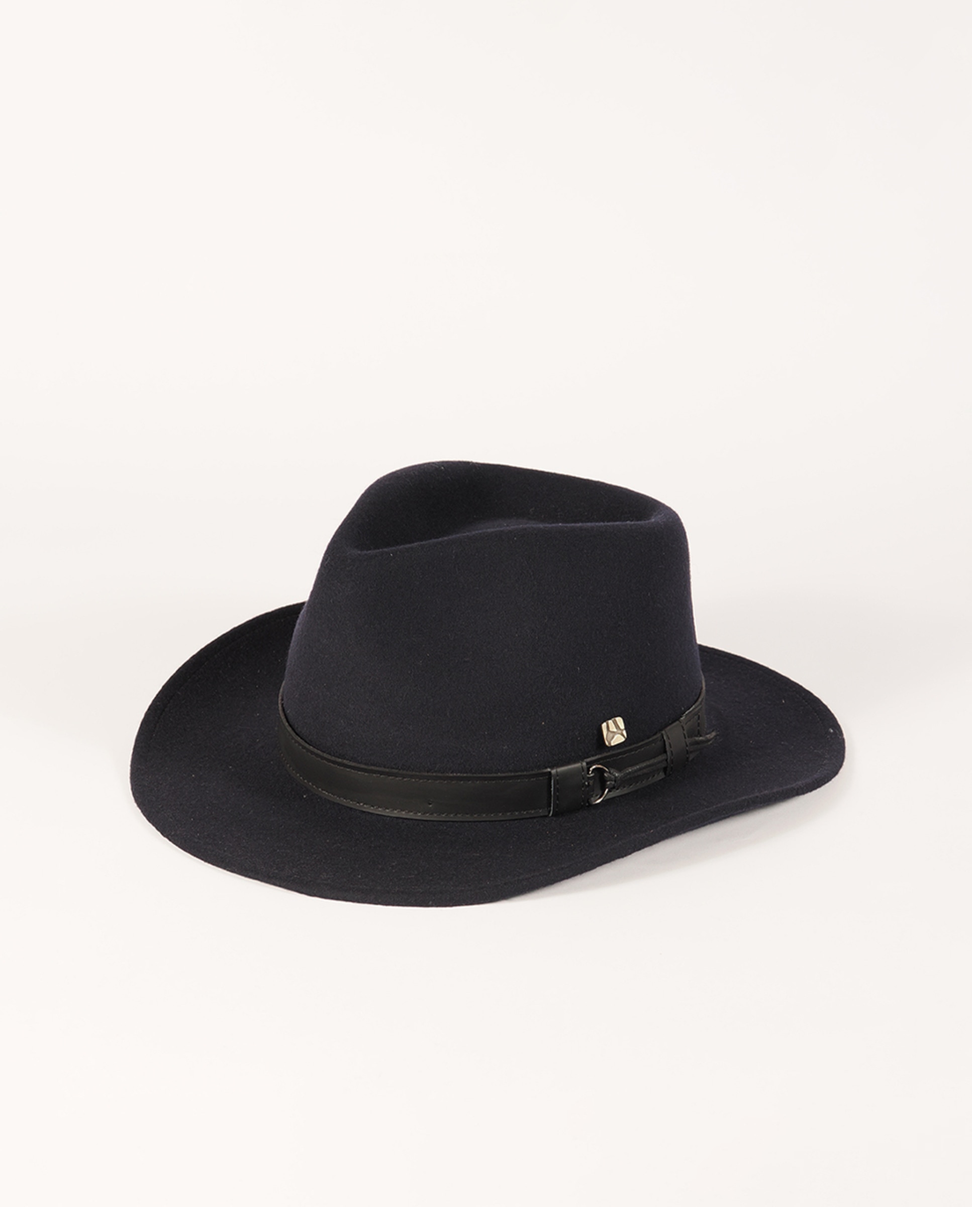 Chapéu de Lã Pretos-1