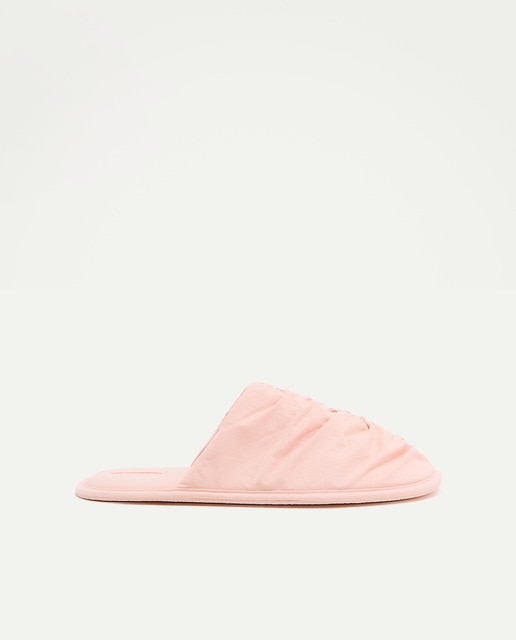 Imagem 0 de Chinelos com Franzido