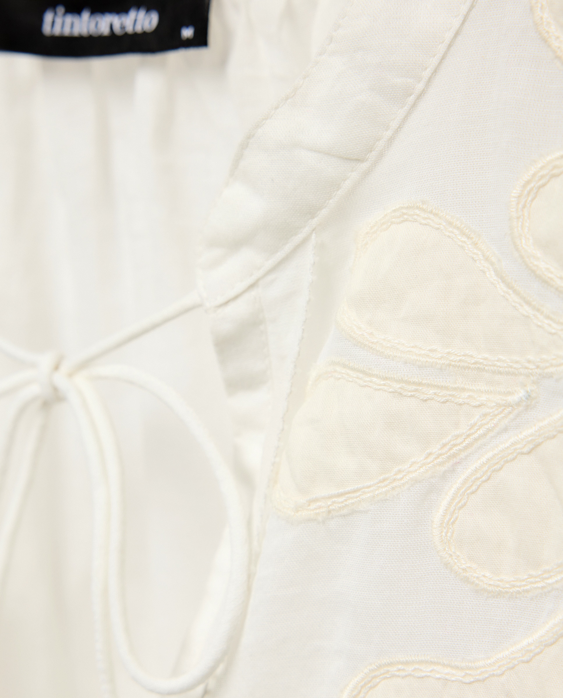Blusa com Bordados nas Mangas 120 Cru-6