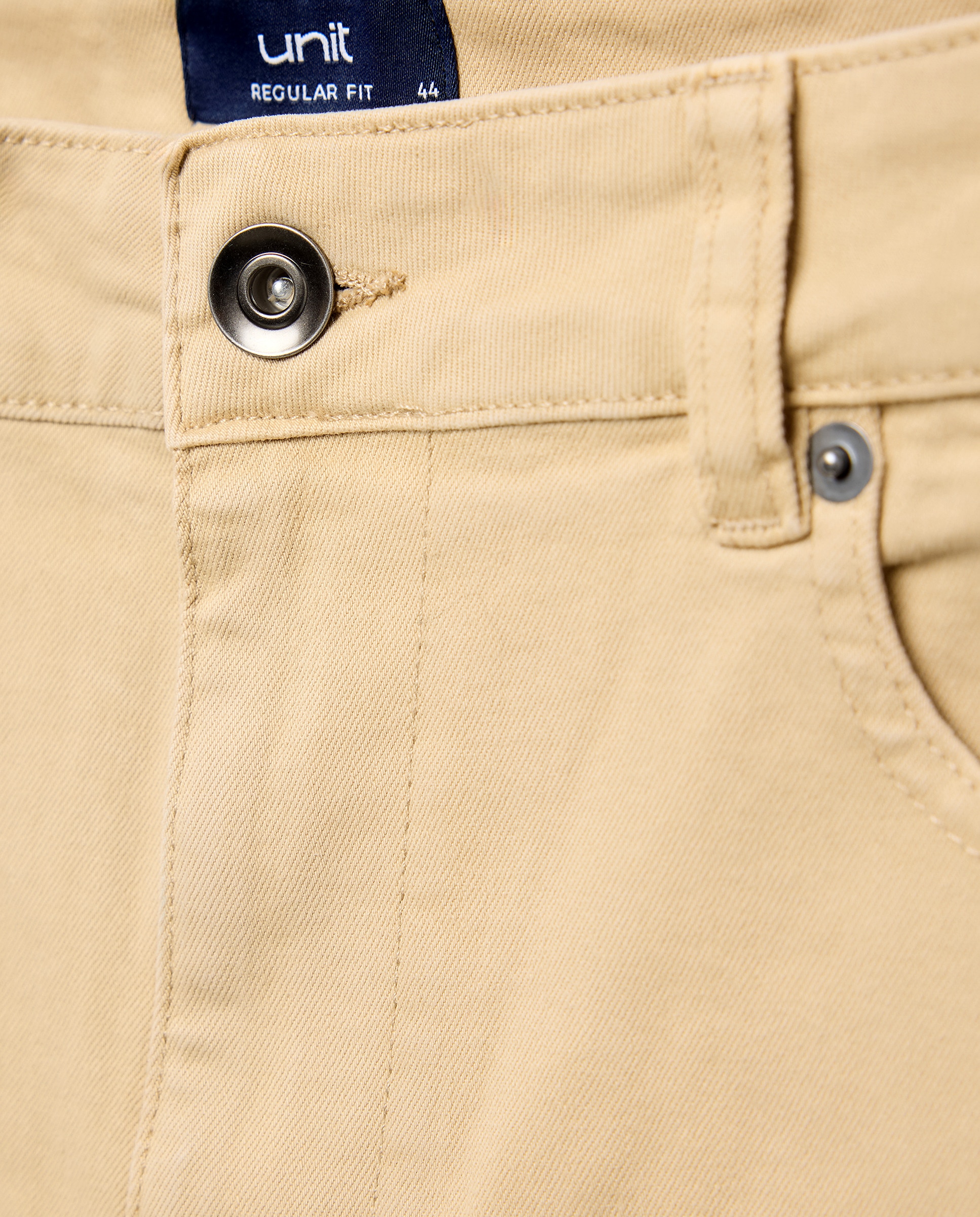 Bermudas hombre cinco bolsillos lavada 710 Beige-5