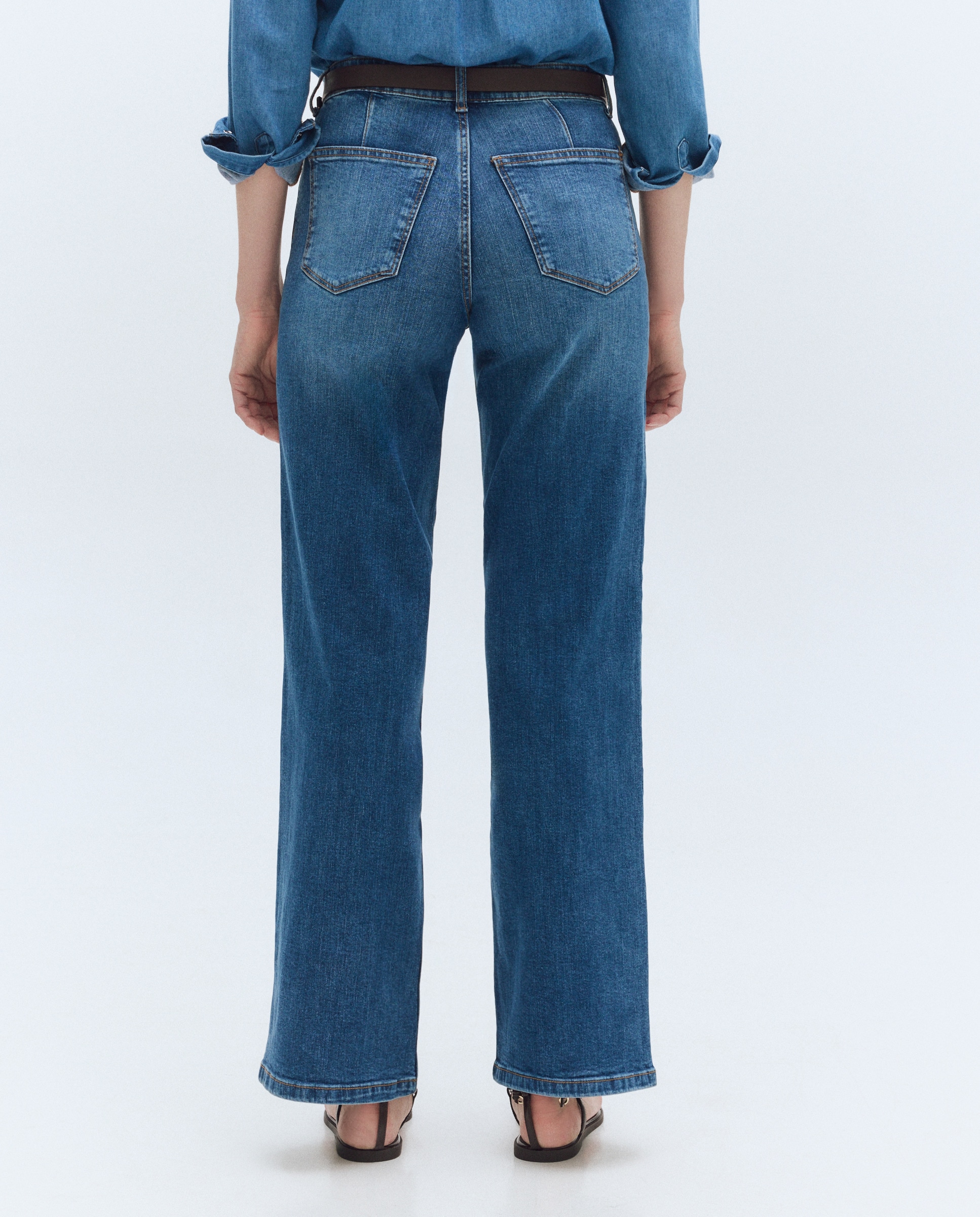 Jeans Wideleg com Cinto Azul-3