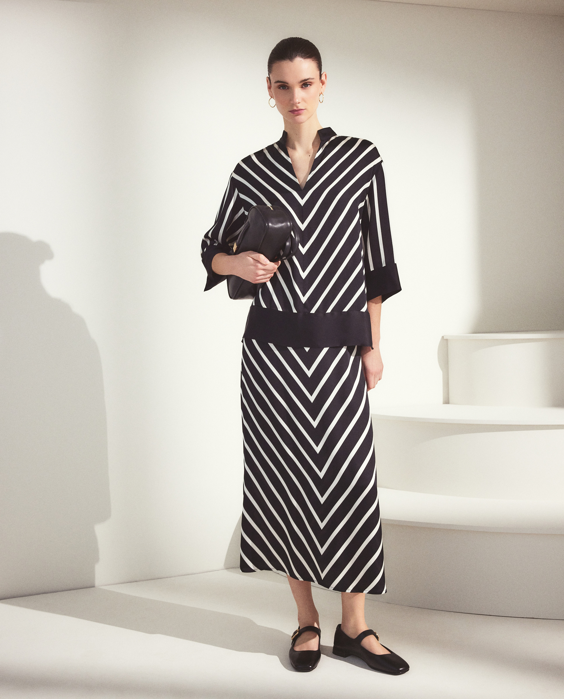 Imagem 0 de Saia com Estampado às Riscas