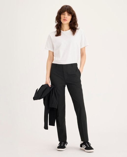 Imagen 0 de Pantalón de mujer corte slim y tejido técnico Dockers Go