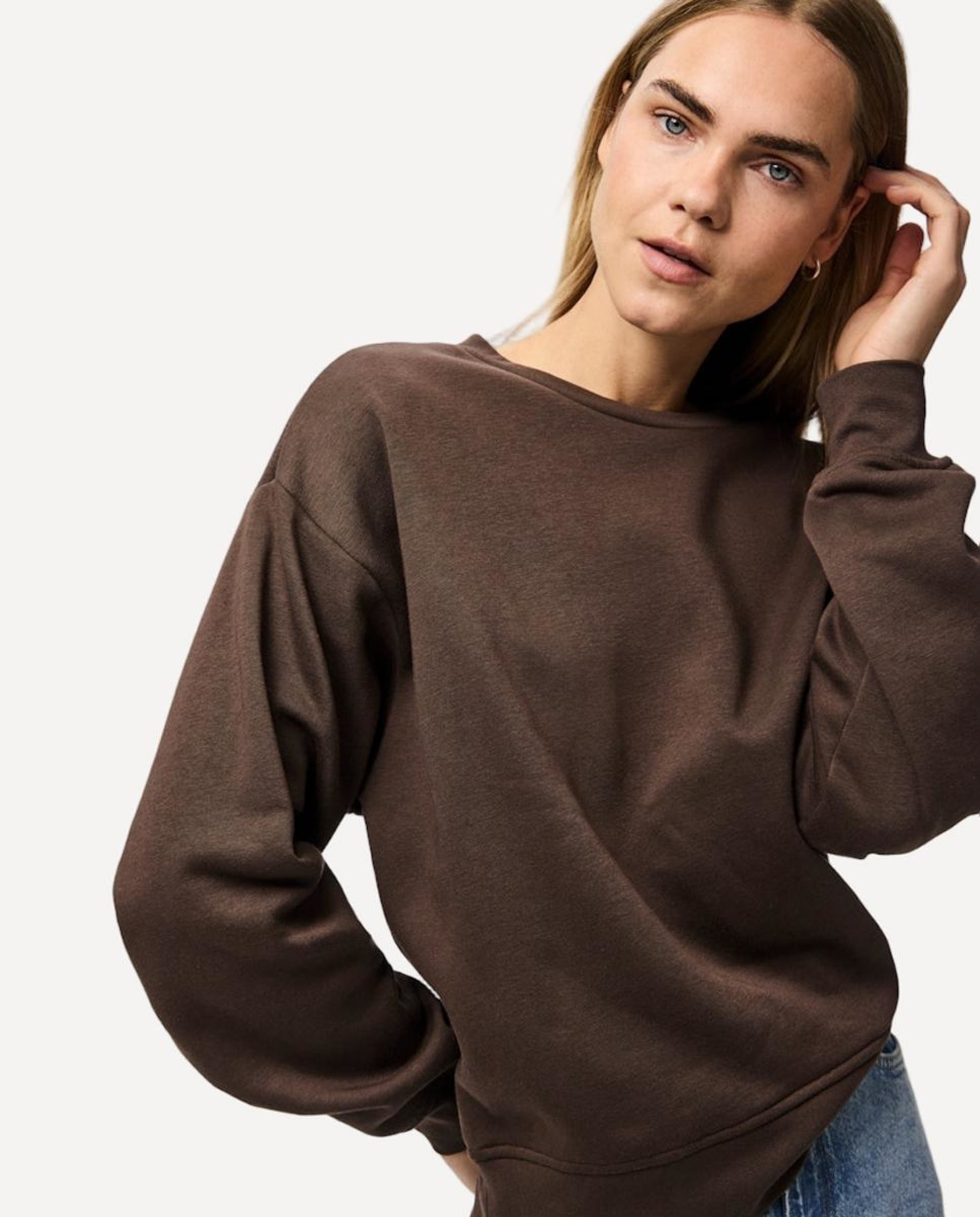 Sweatshirt Lisa com Decote Redondo Castanho-escuro-3