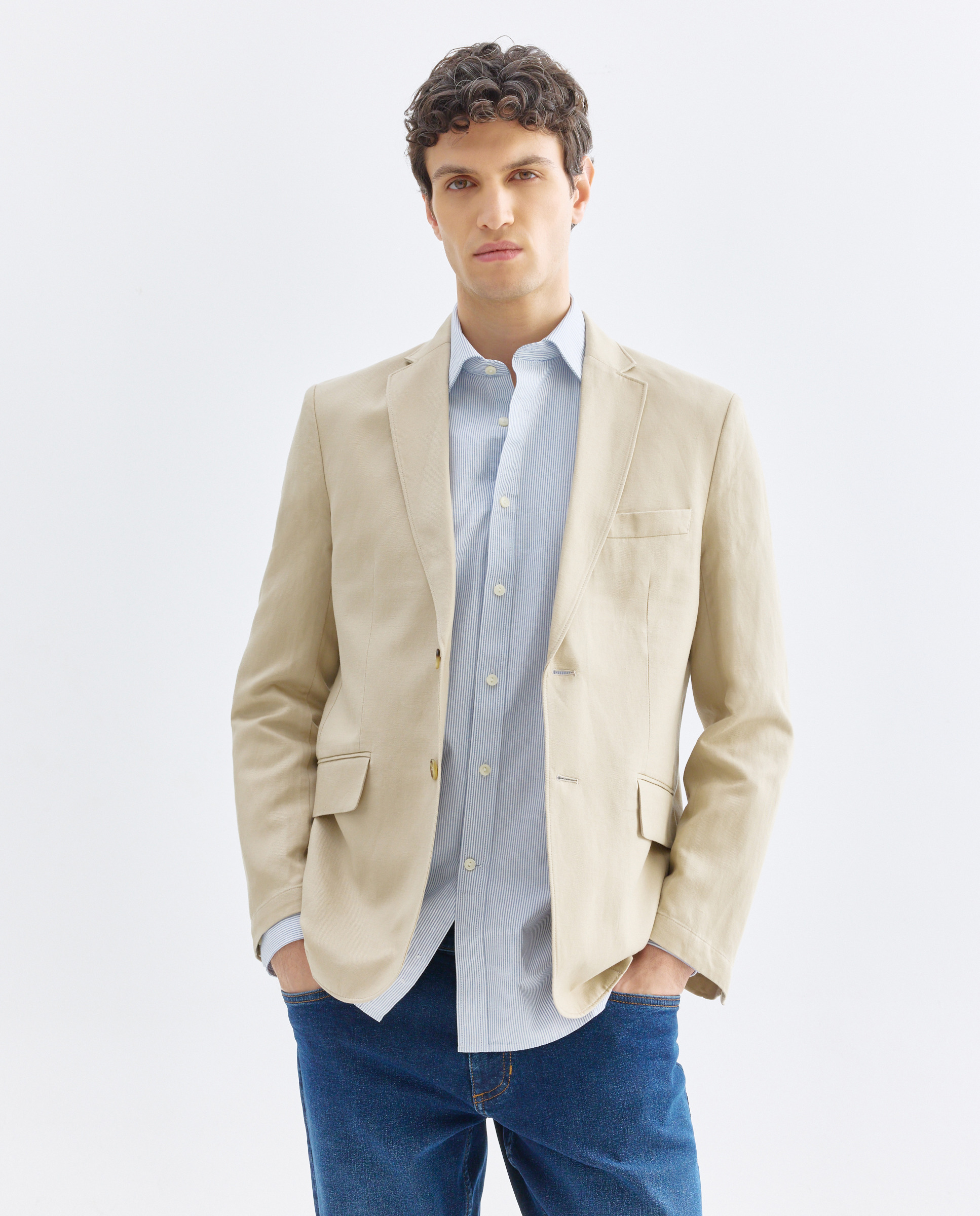 Imagen 0 de Chaqueta de hombre con lino lisa