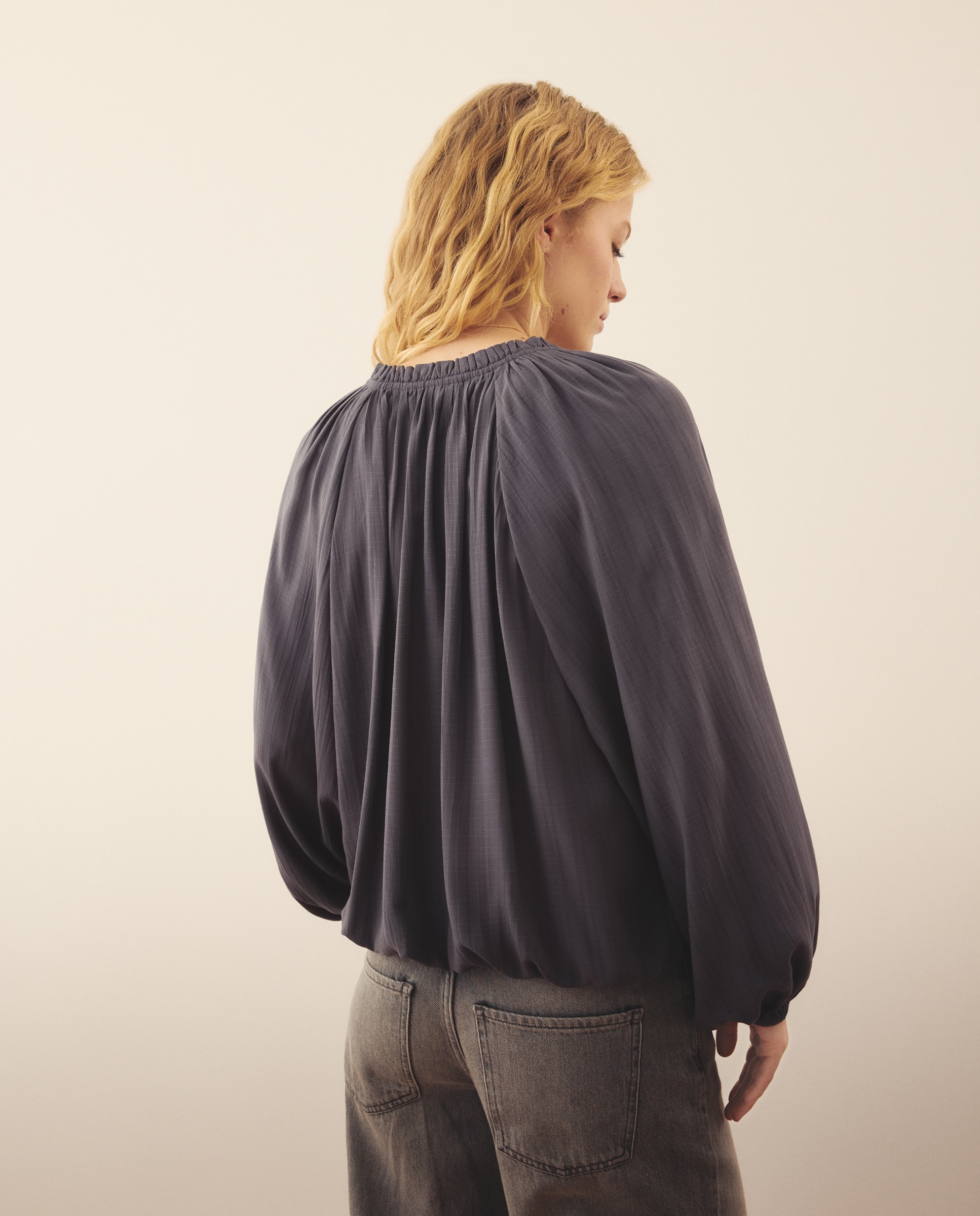 Blusa Lisa Túnel 840 Chumbo-3