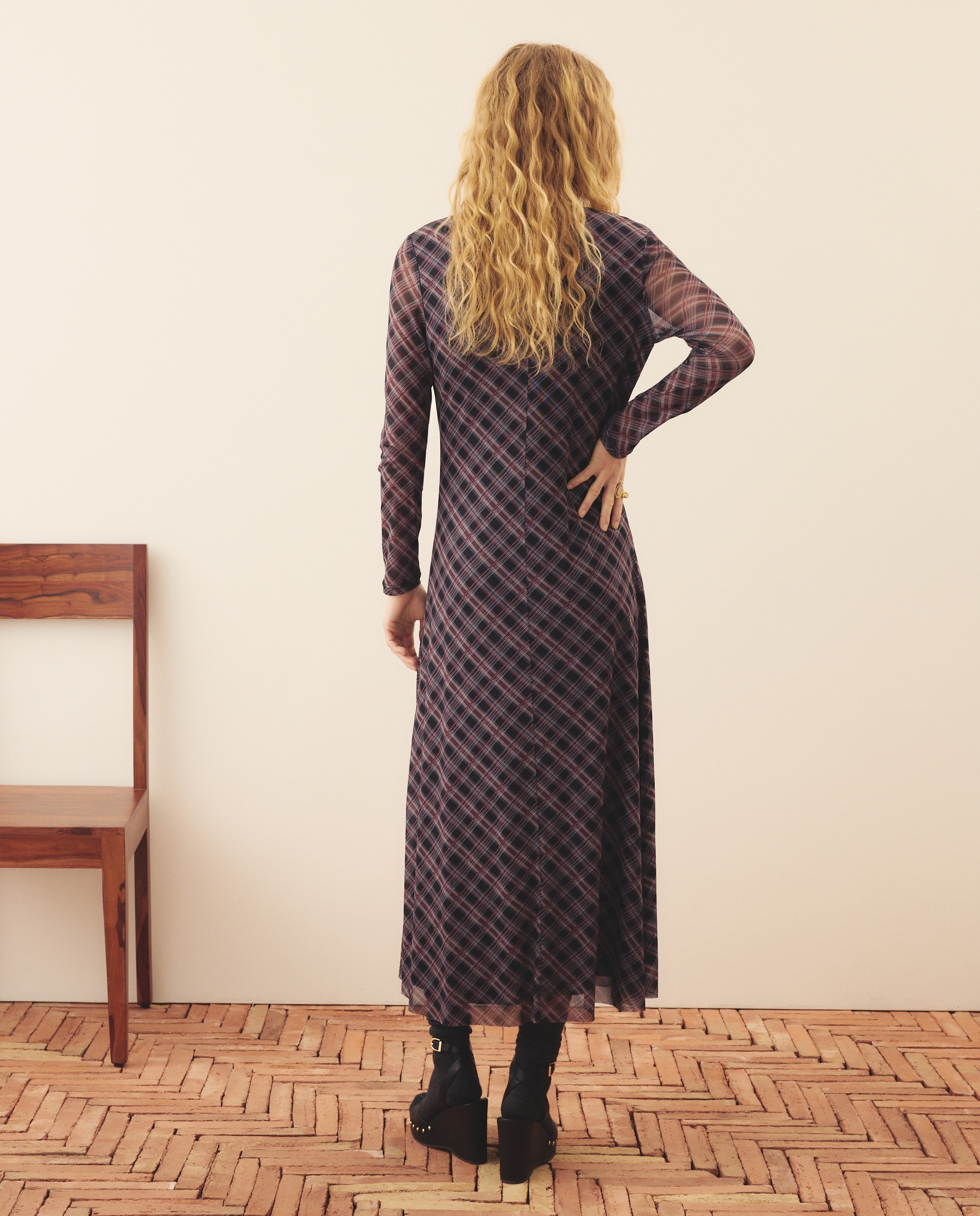 Vestido Comprido de Tule Preto-3