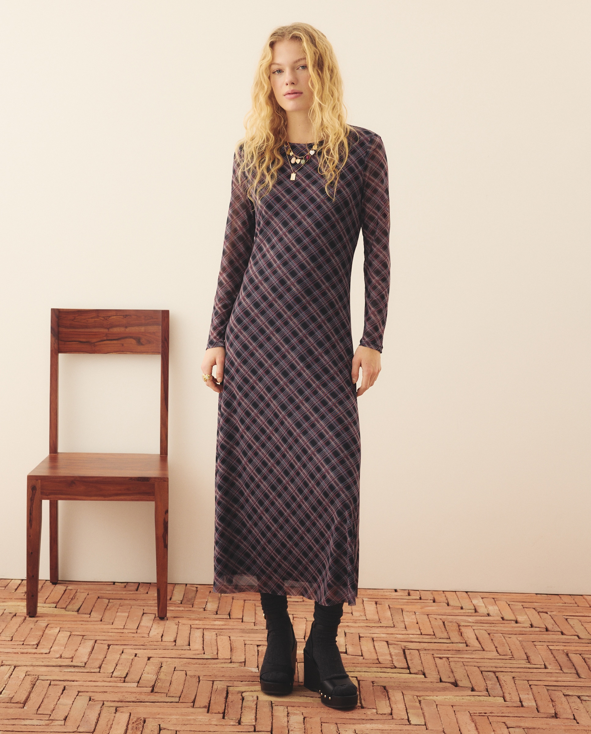 Vestido Comprido de Tule Preto-4