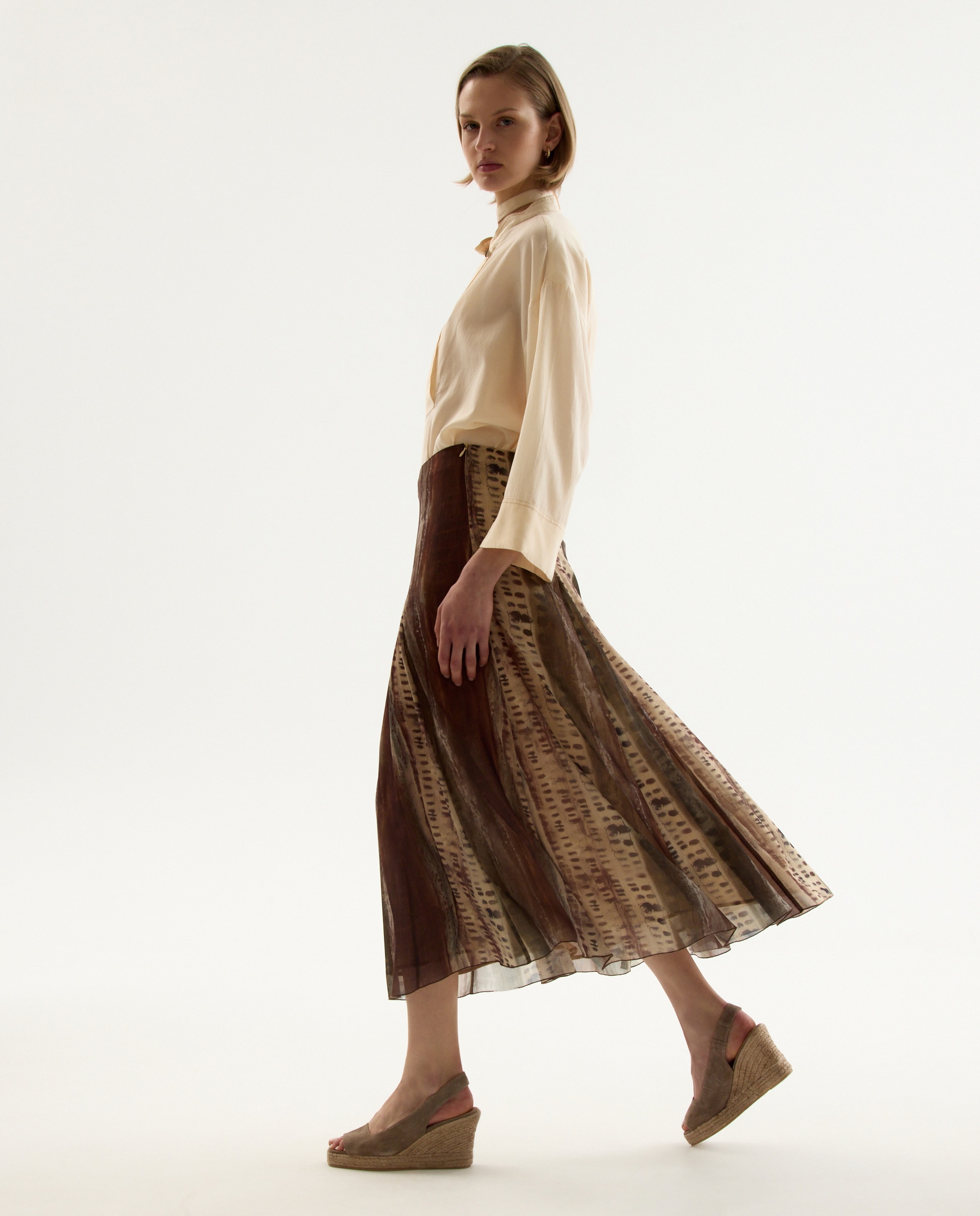 Alpercatas de Cunha Tipo Peep Toe em Pele Vison Claro-6