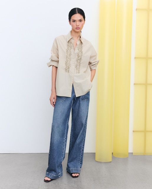 Imagem 0 de Camisa de Manga Comprida com Missangas