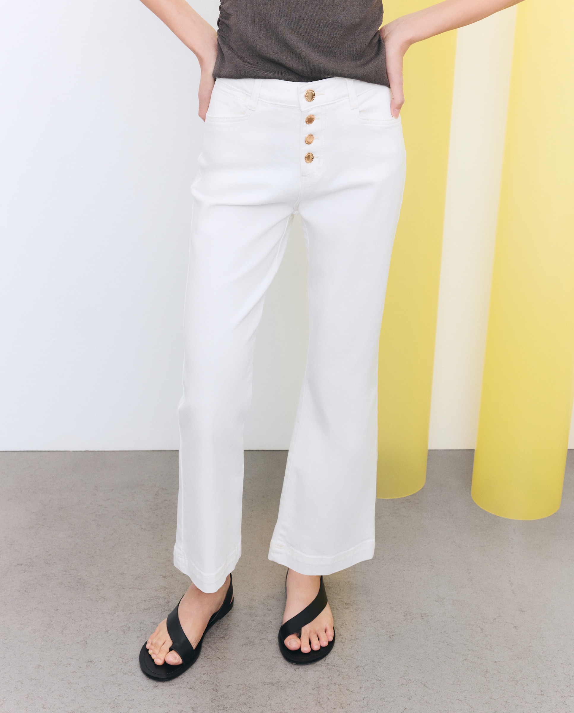 Jeans cropped flare Branco-marfim-2
