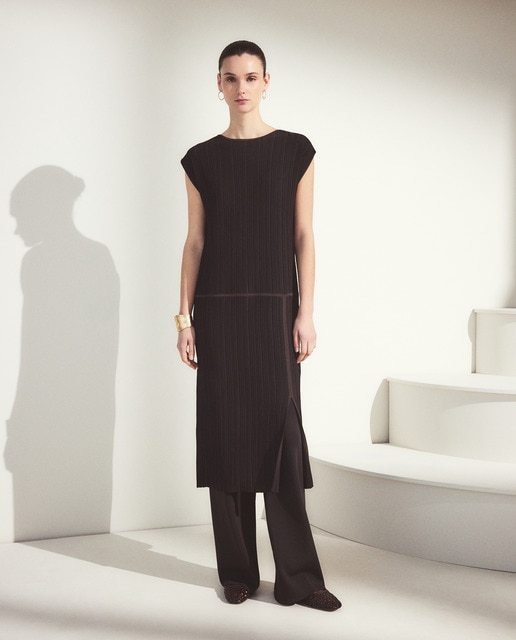 Imagem 0 de Vestido Regular de Tricot sem Mangas