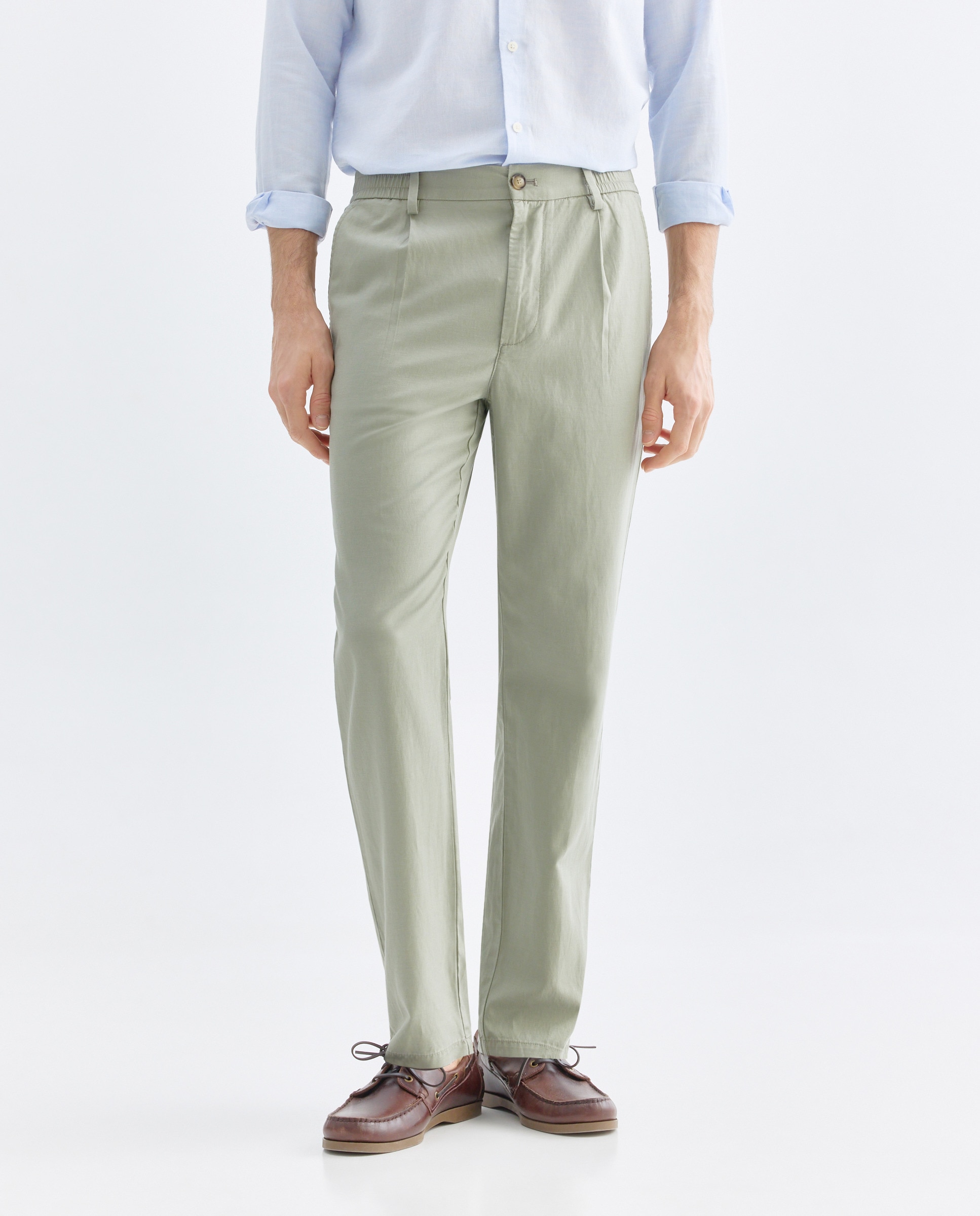 Pantalón hombre chino gomas con lino 510 Verde claro-2