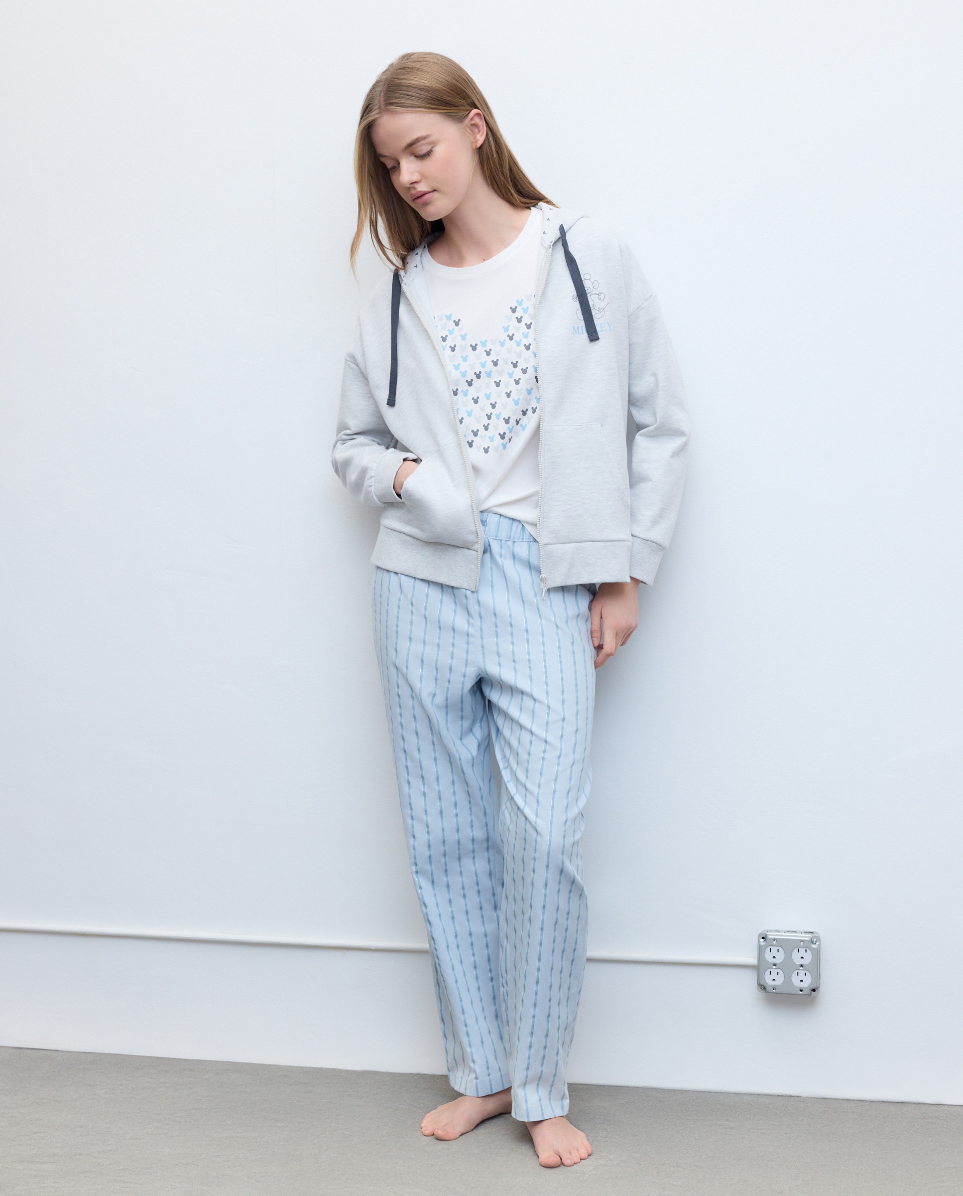 Sweatshirt Mickey Cinzento-claro-2