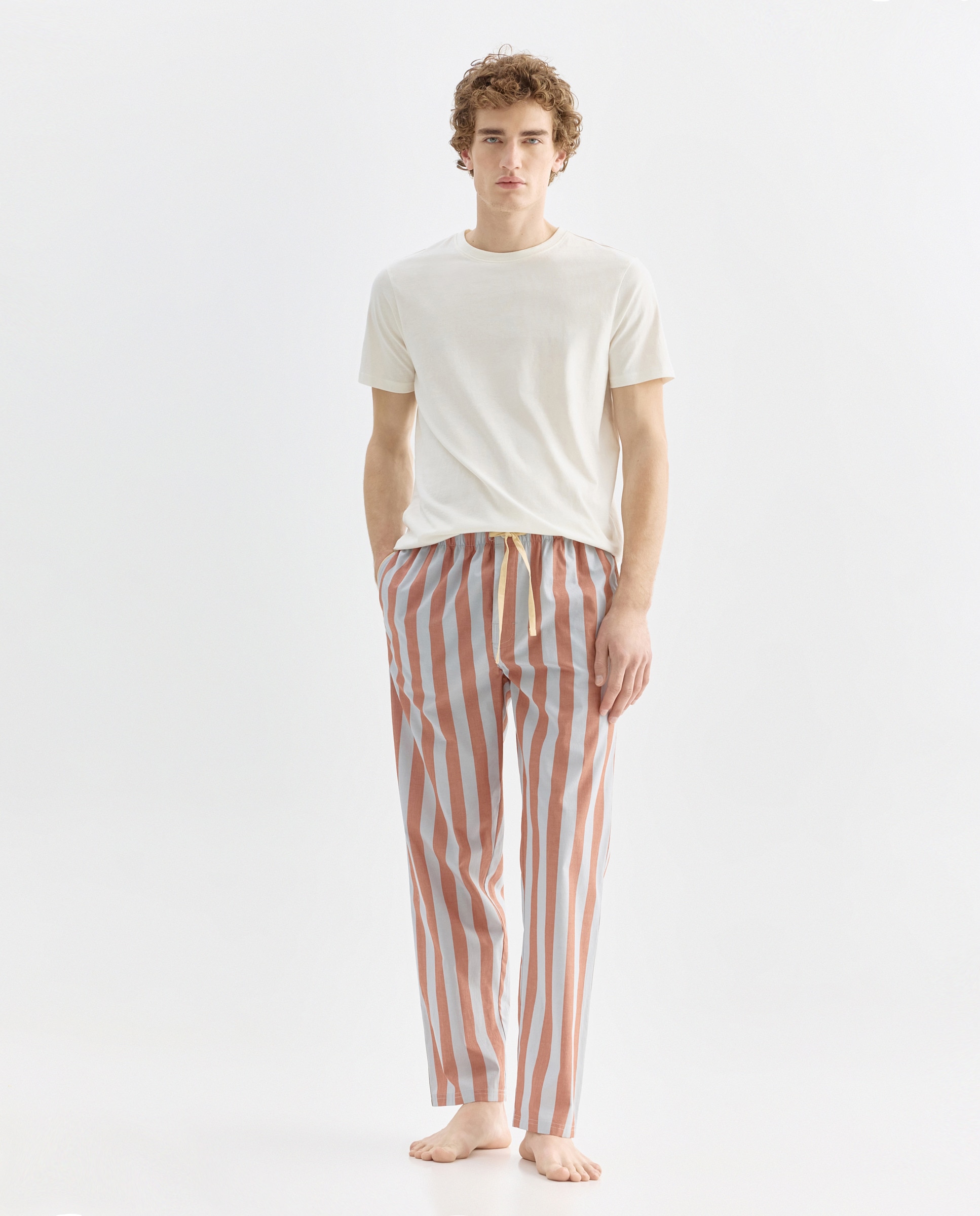 Imagen 0 de Pijama hombre combinado camiseta y  pantalón largo algodón