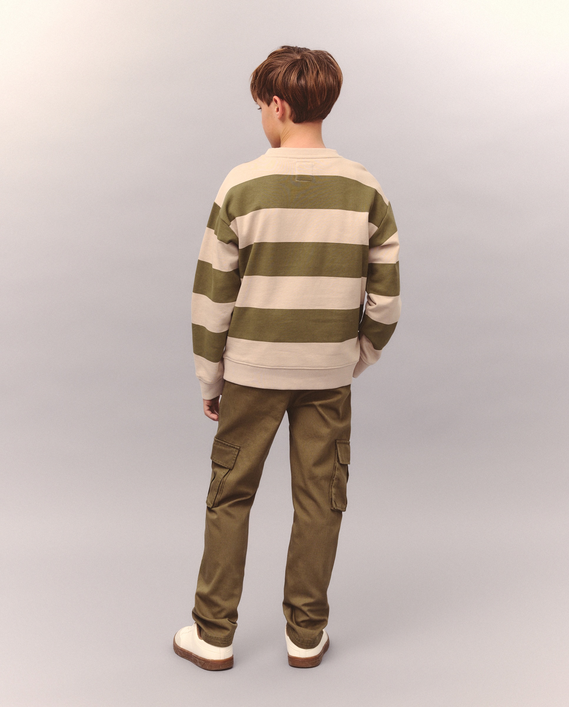 Sweatshirt Fechada com Estampado de Fantasia Verde-3