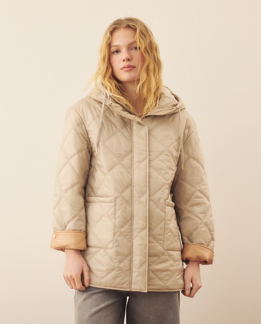 Imagem 0 de Casaco Acolchoado Comprido com Capuz