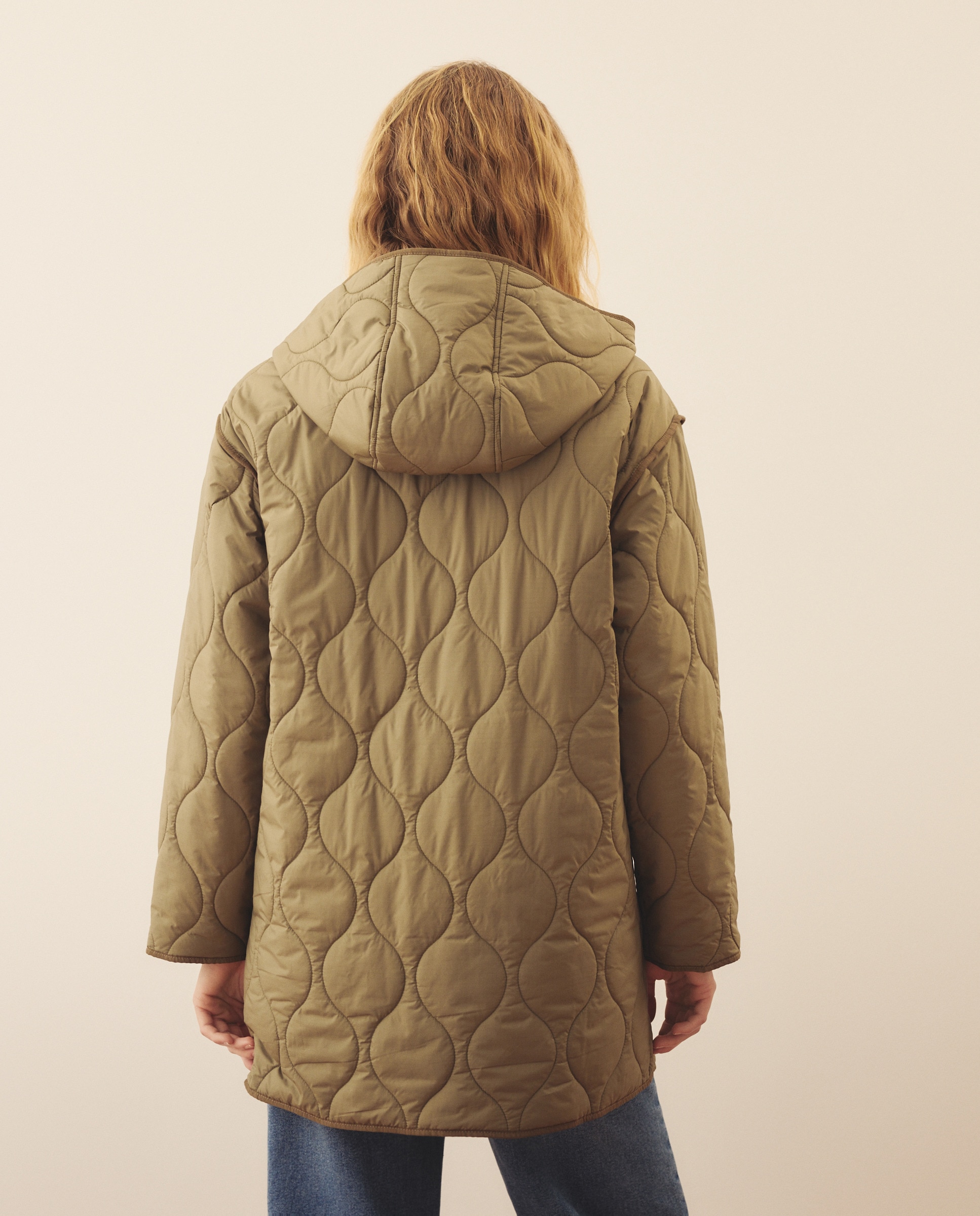 Sobretudo Acolchoado com Fecho de Alamares Verde-flúor-3