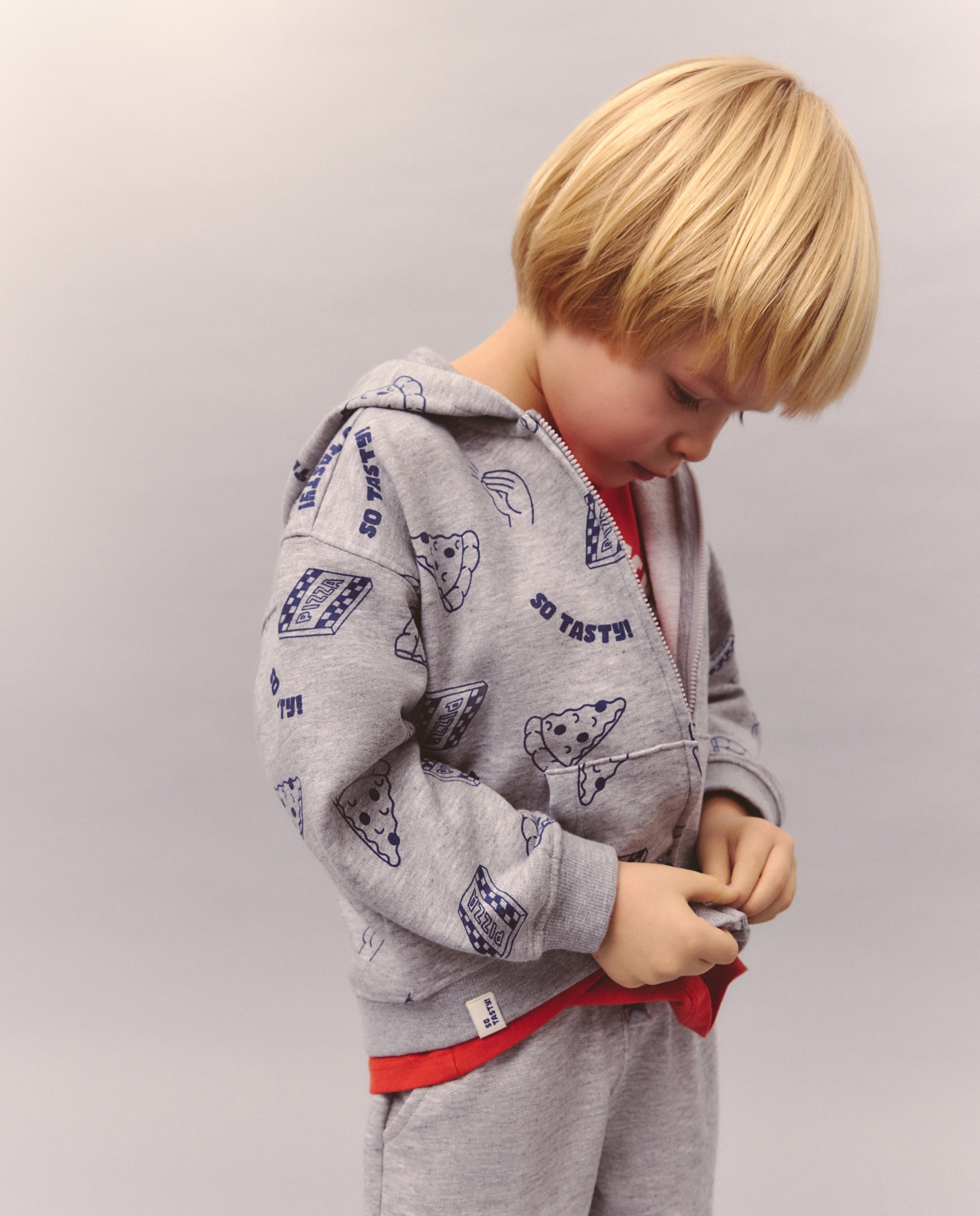 Sweatshirt Aberta com Capuz Preto-2