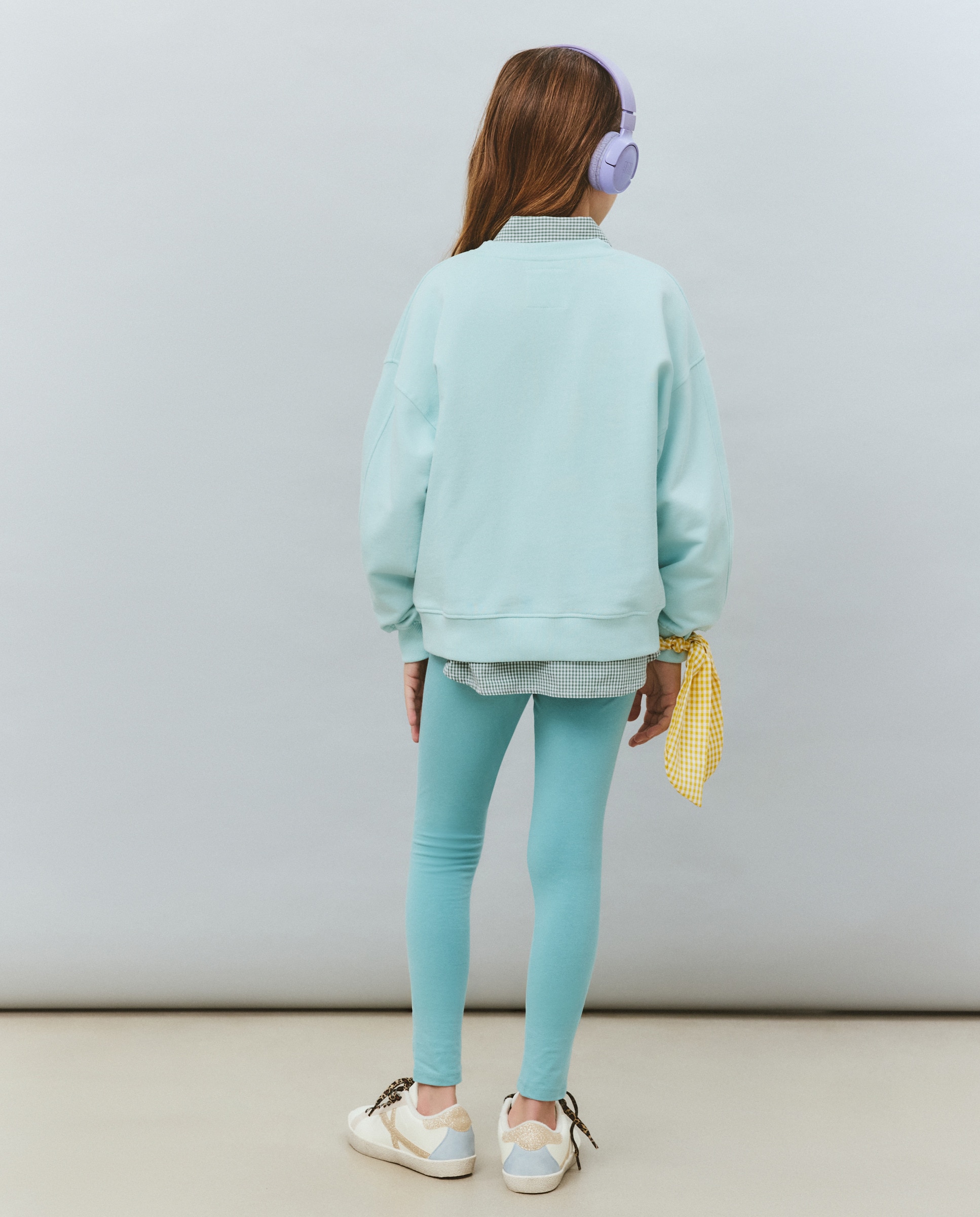 Sweatshirt de Decote Redondo com Estampado Posicional Stitch Aloha com Glitter Kids El Corte Inglés 582 Verde Água-3