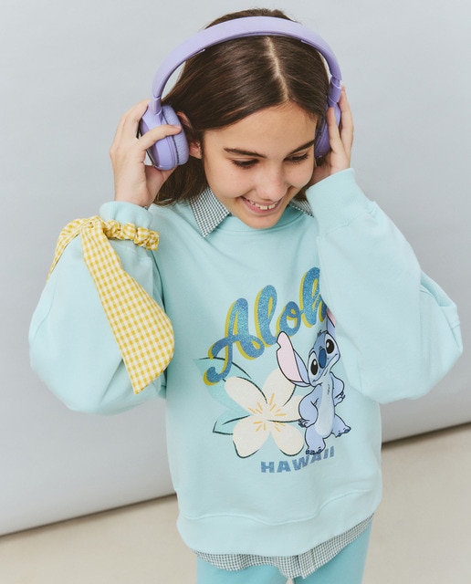 Imagem 0 de Sweatshirt de Decote Redondo com Estampado Posicional Stitch Aloha com Glitter