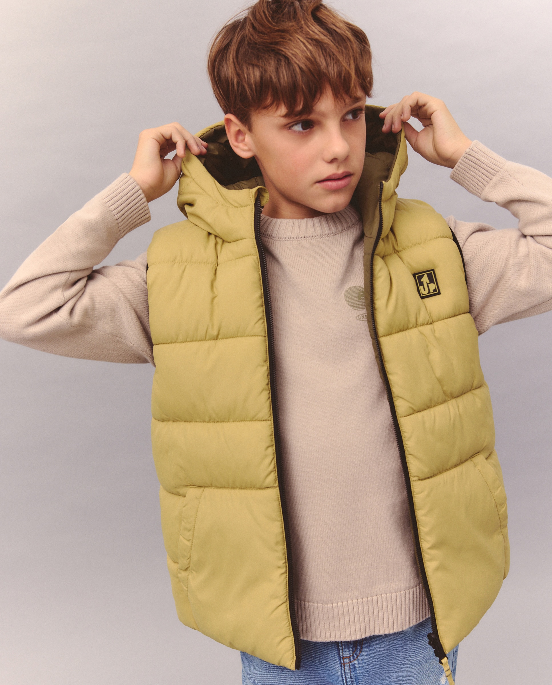 Imagem 0 de Colete Reversível com Capuz