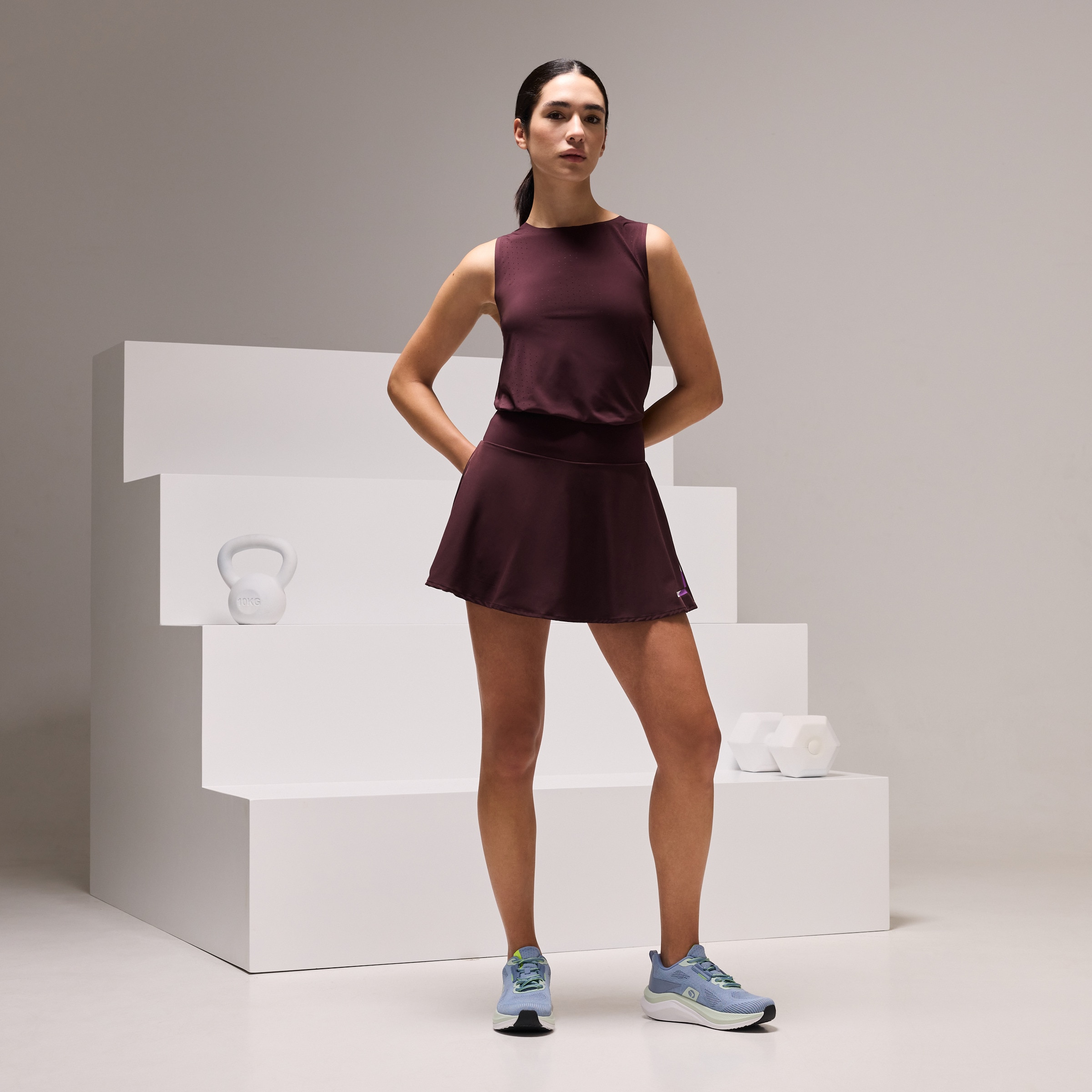 Saia com Calções Interiores de Training de Mulher Bordeaux-1