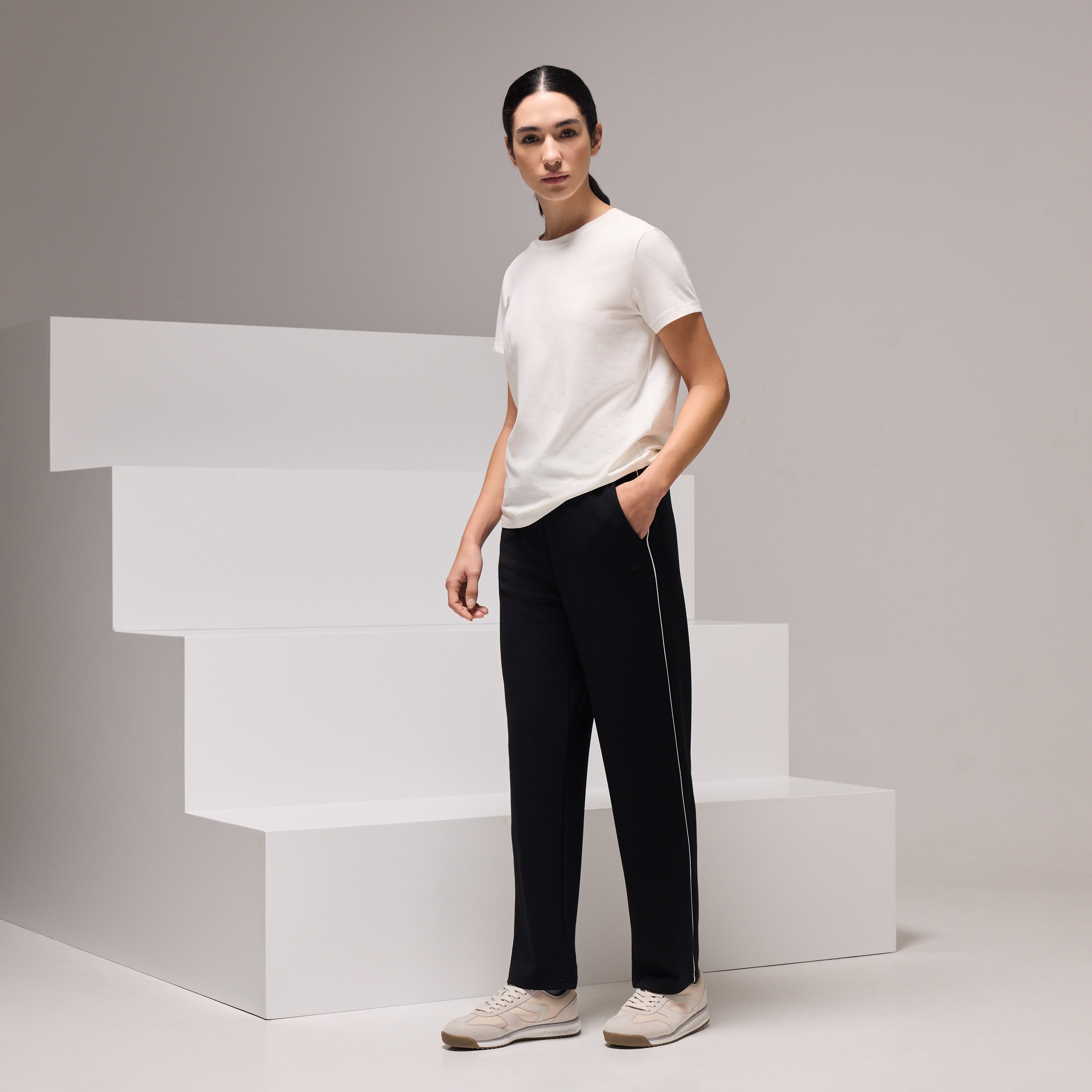 Calças de Modal Sportcasual de Mulher Preto-1