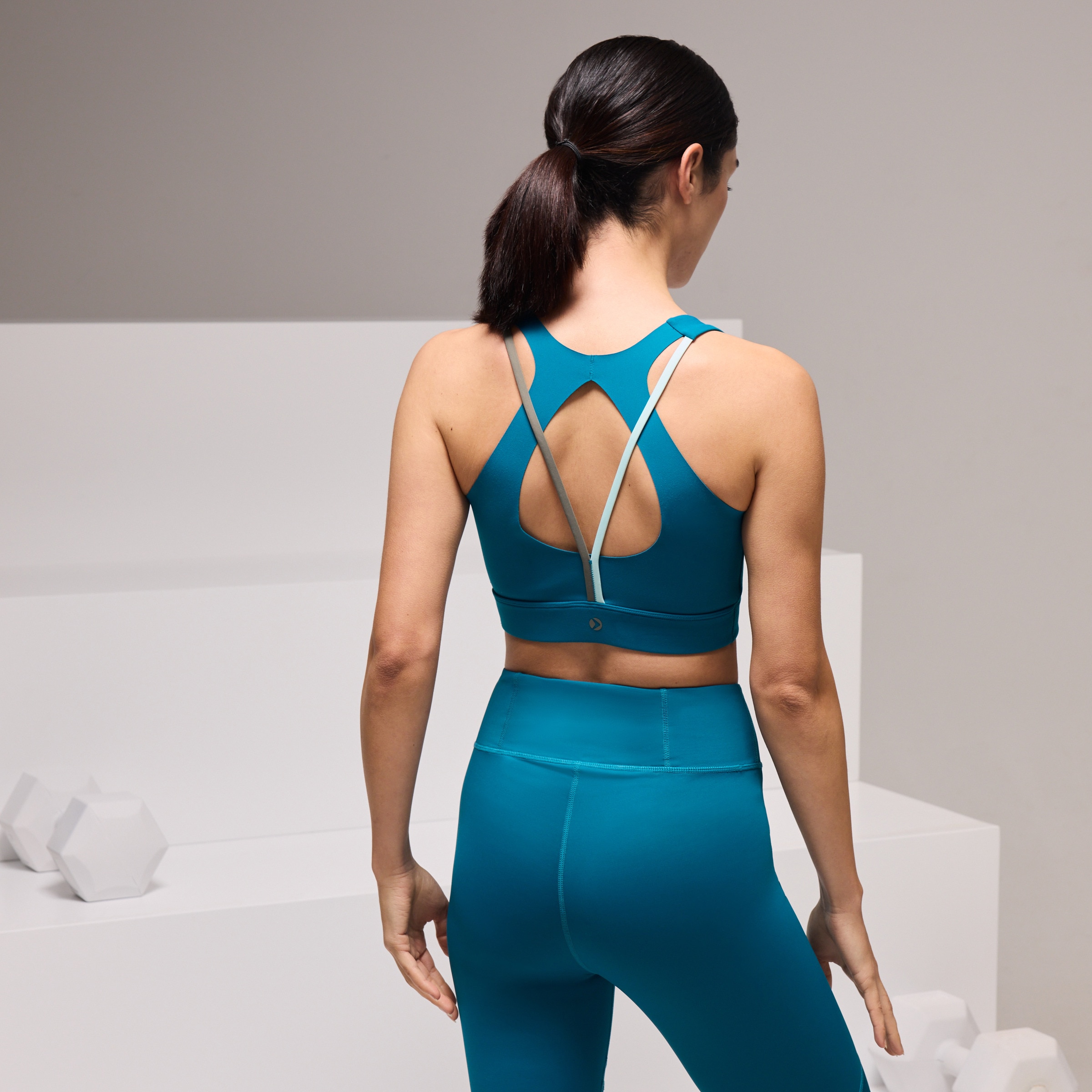 Top de Training de Mulher com Mesh Turquesa-3