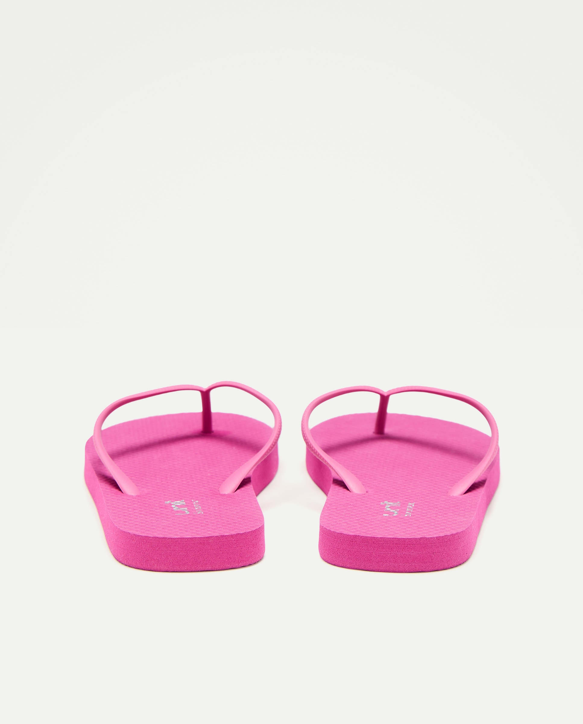 Chancla de mujer básica 240 Fucsia-3