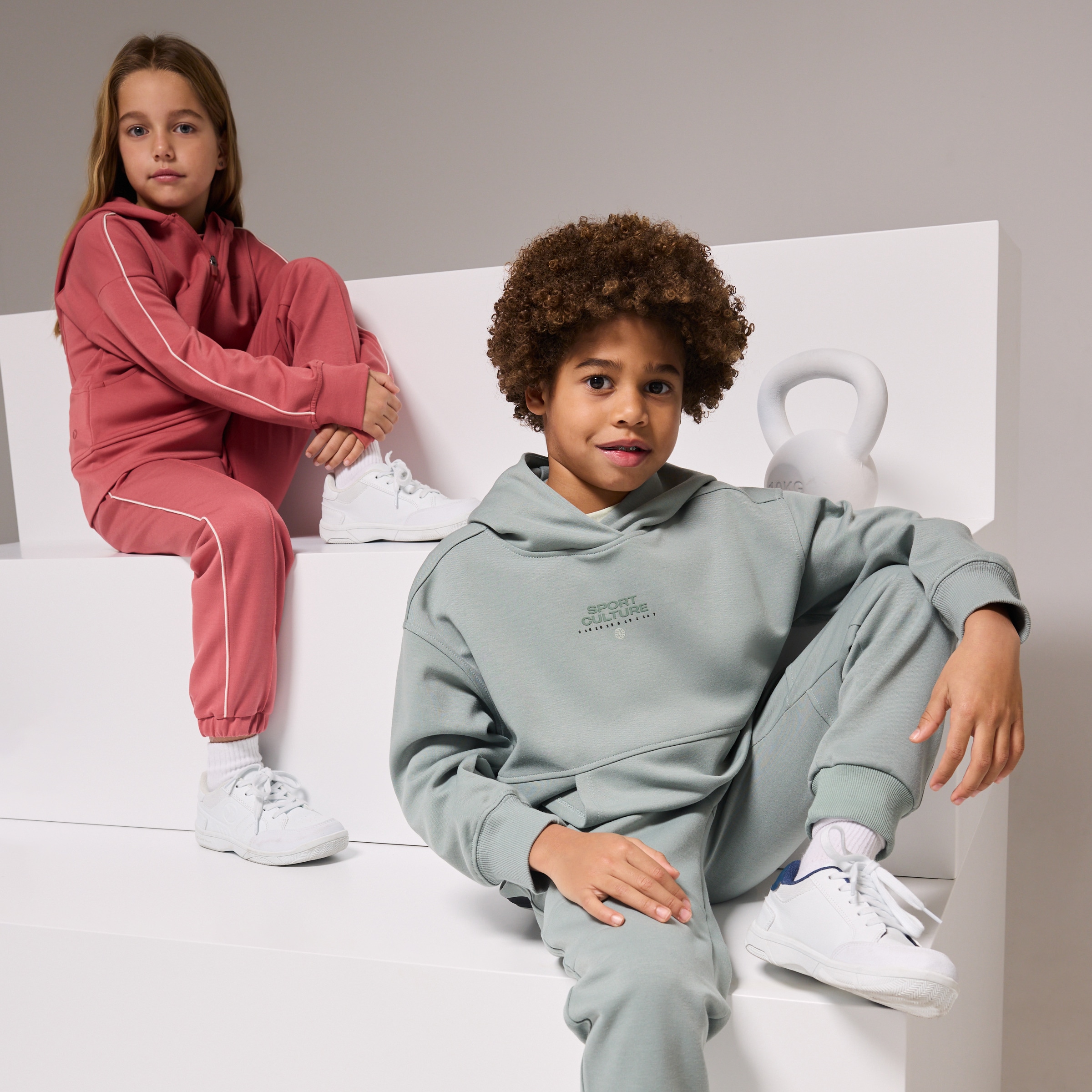 Sweatshirt com Capuz Sportcasual de Menino Verde-1