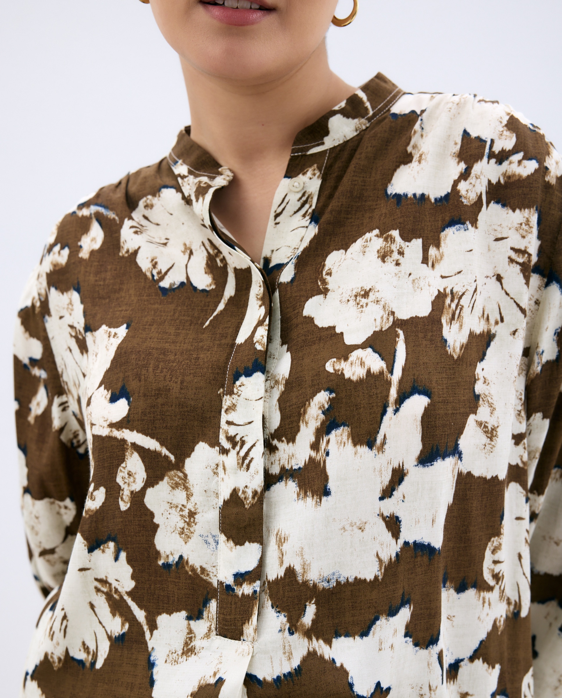 Blusa com Estampado Floral Verde-4